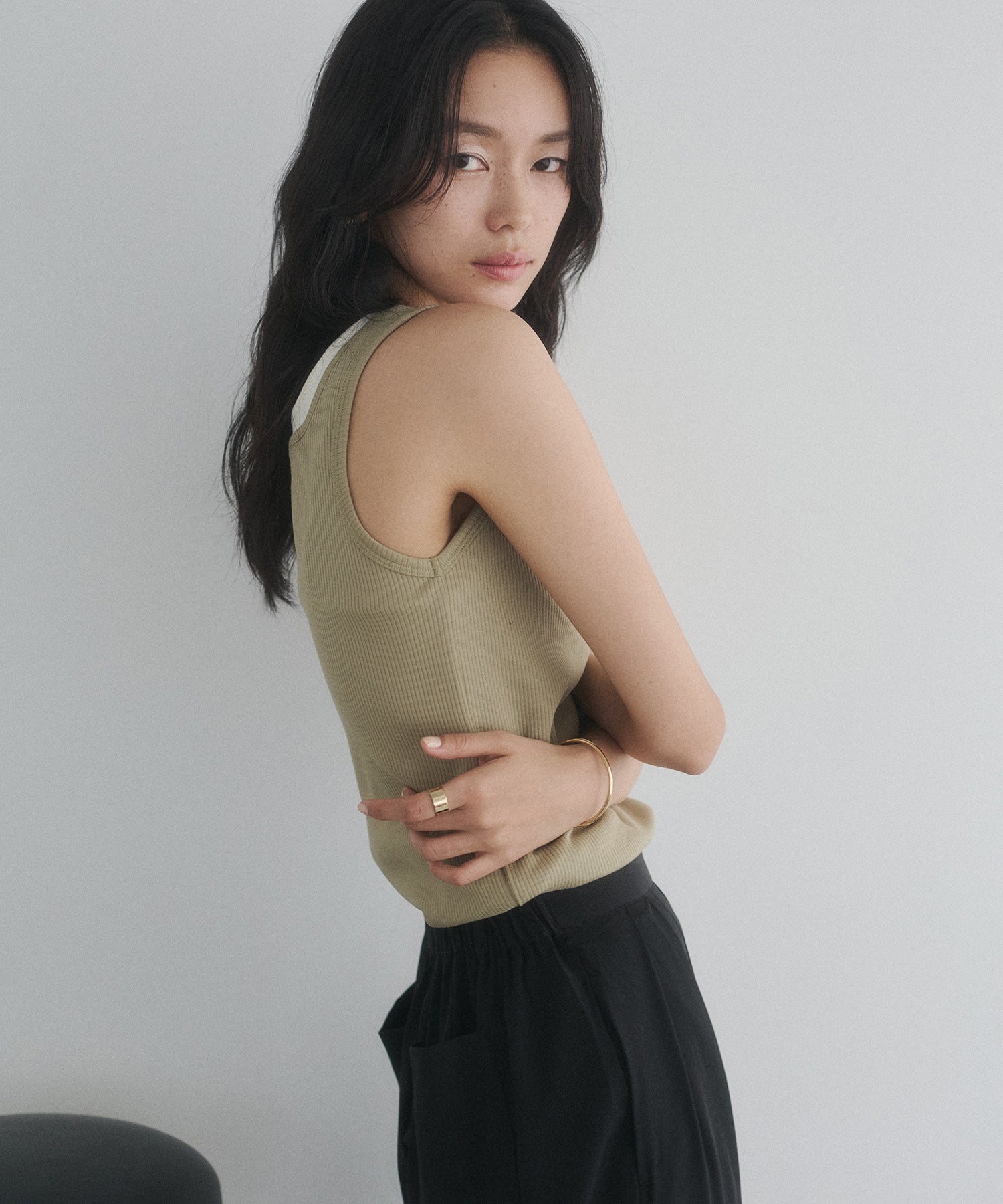 LAYERED RIBBED TANK TOP