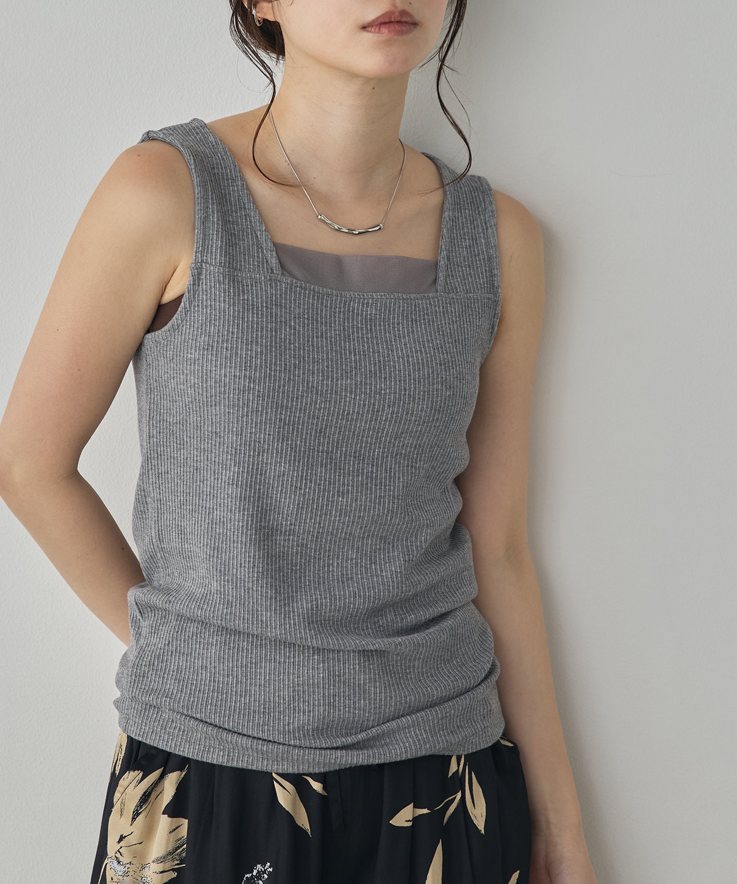 RANDOM RIB TULLE TANK TOP