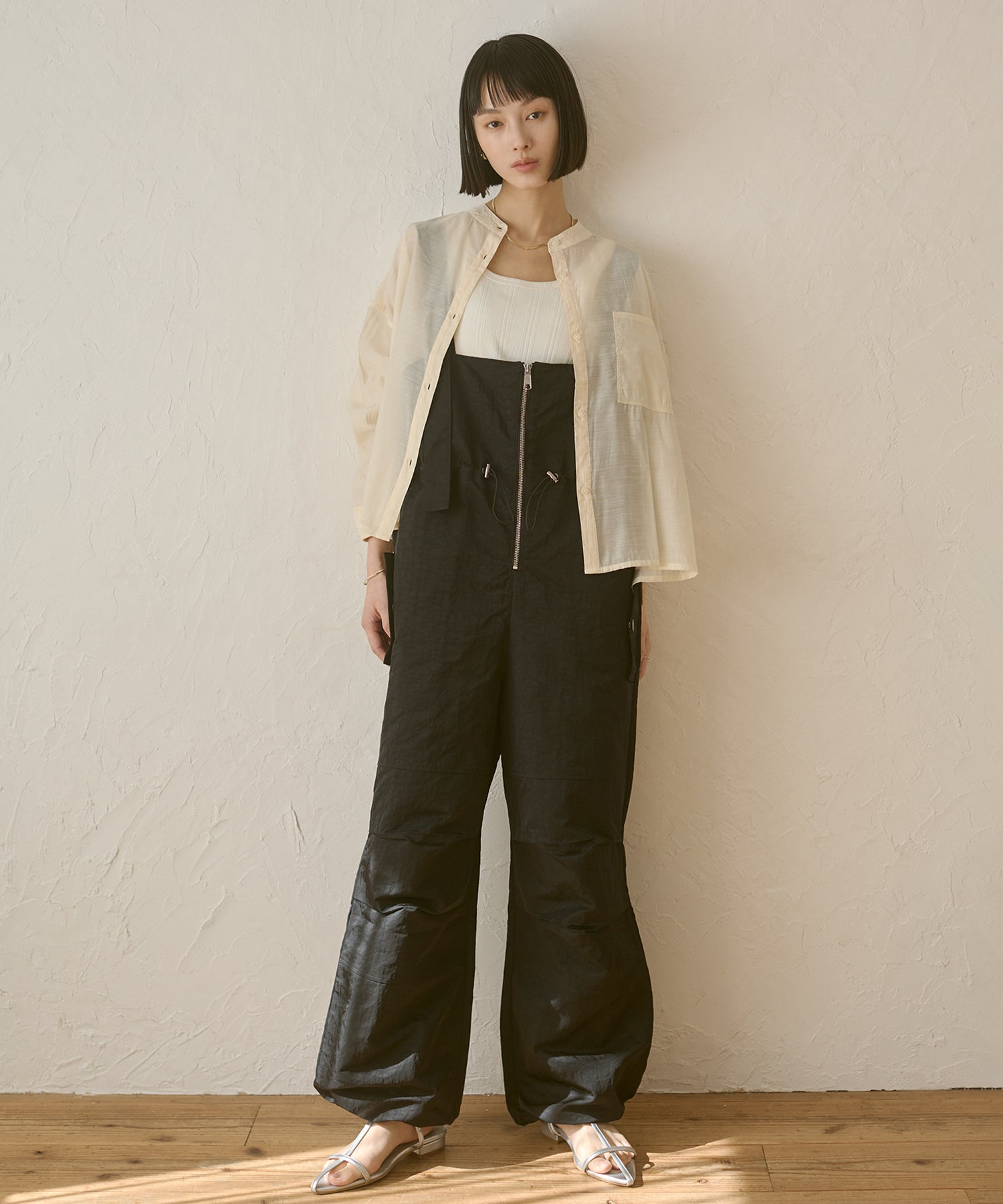 フロントジップ ウエストギャザー サロペット