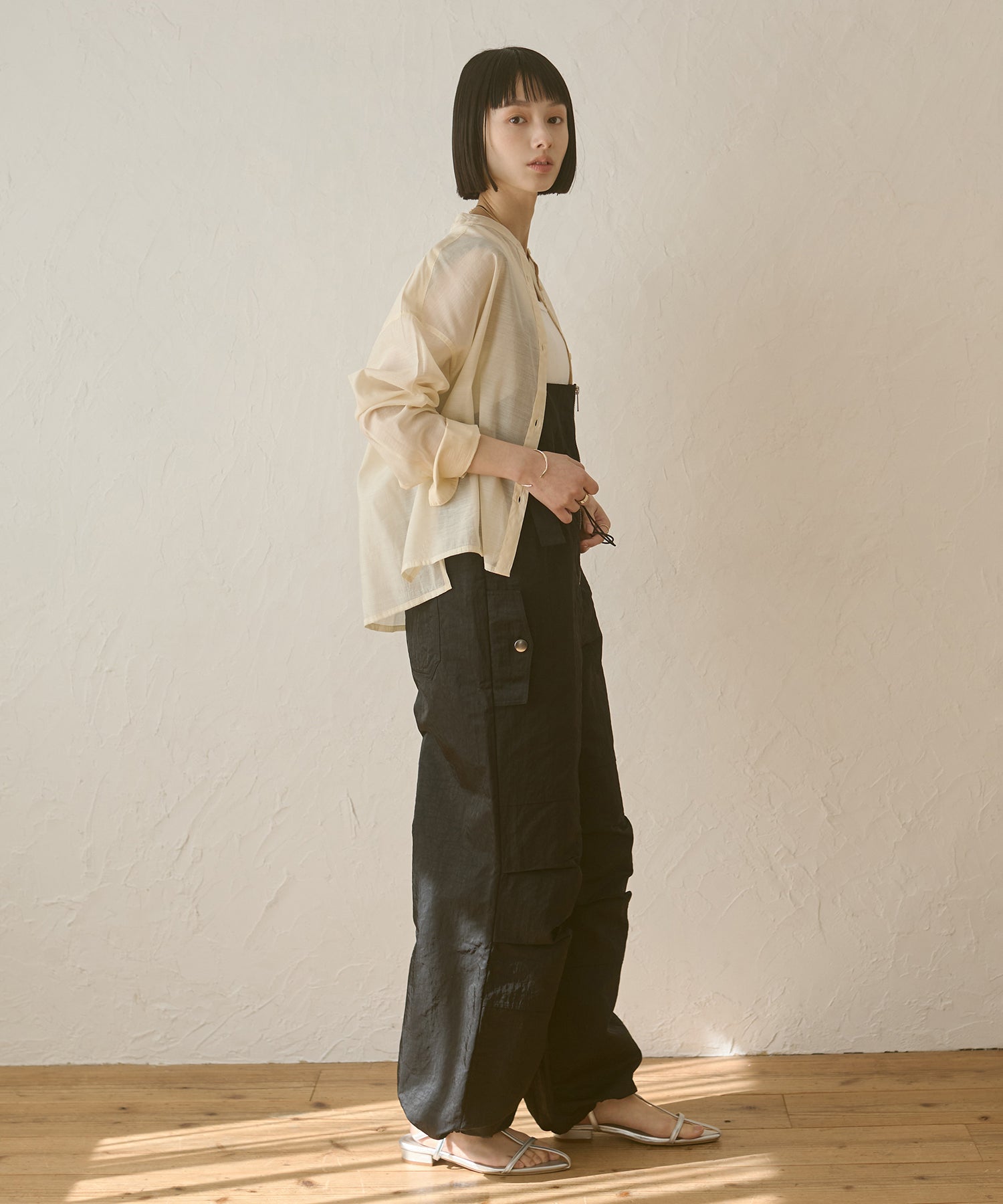 フロントジップ ウエストギャザー サロペット