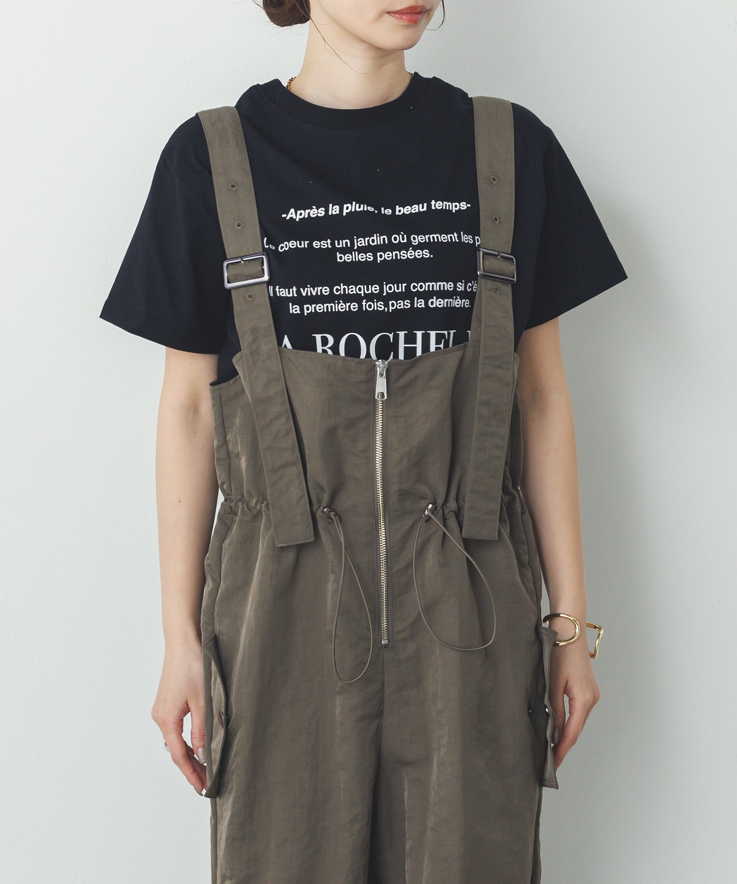 フロントジップ ウエストギャザー サロペット