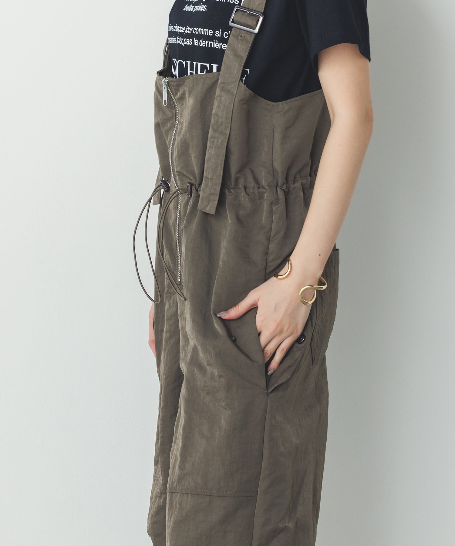 フロントジップ ウエストギャザー サロペット