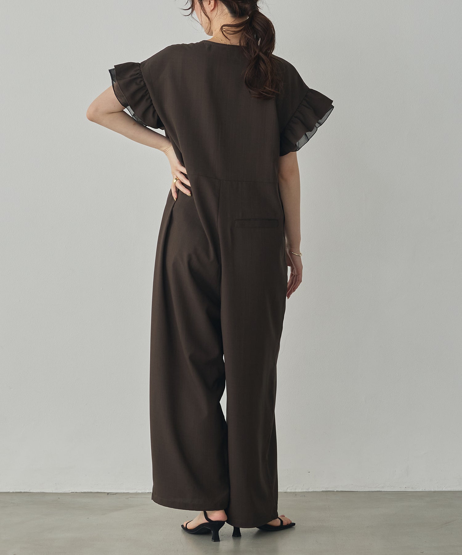 LINEN-LIKE RUFFLE-SLEEVE JUMPSUIT