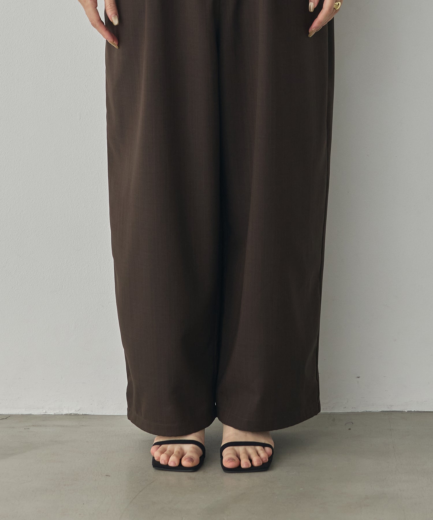 LINEN-LIKE RUFFLE-SLEEVE JUMPSUIT