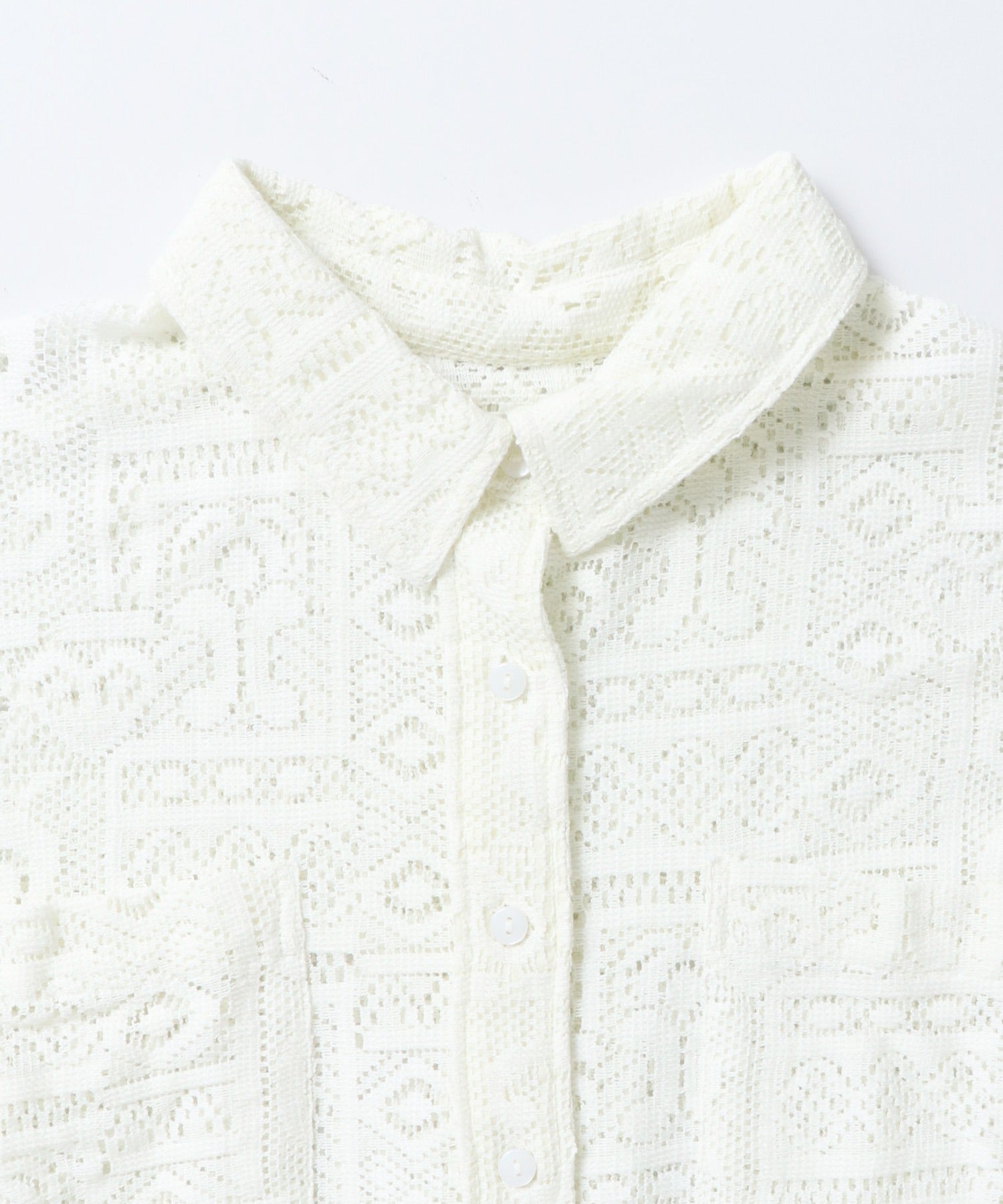 LACE SHORT-SLEEVE SHIRT