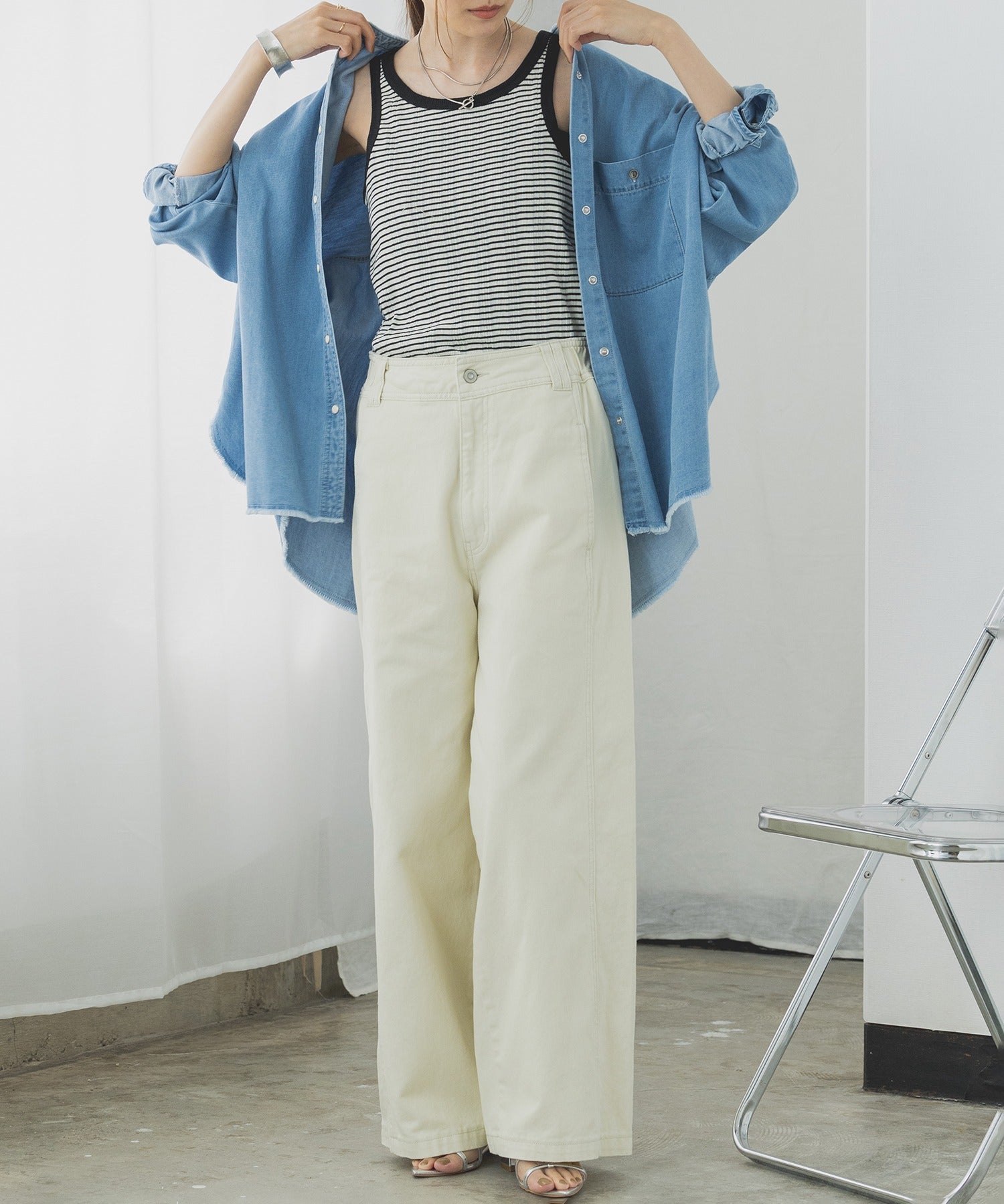 【WEB限定/別注】 バンドカラー オーバーサイズ デニムシャツ