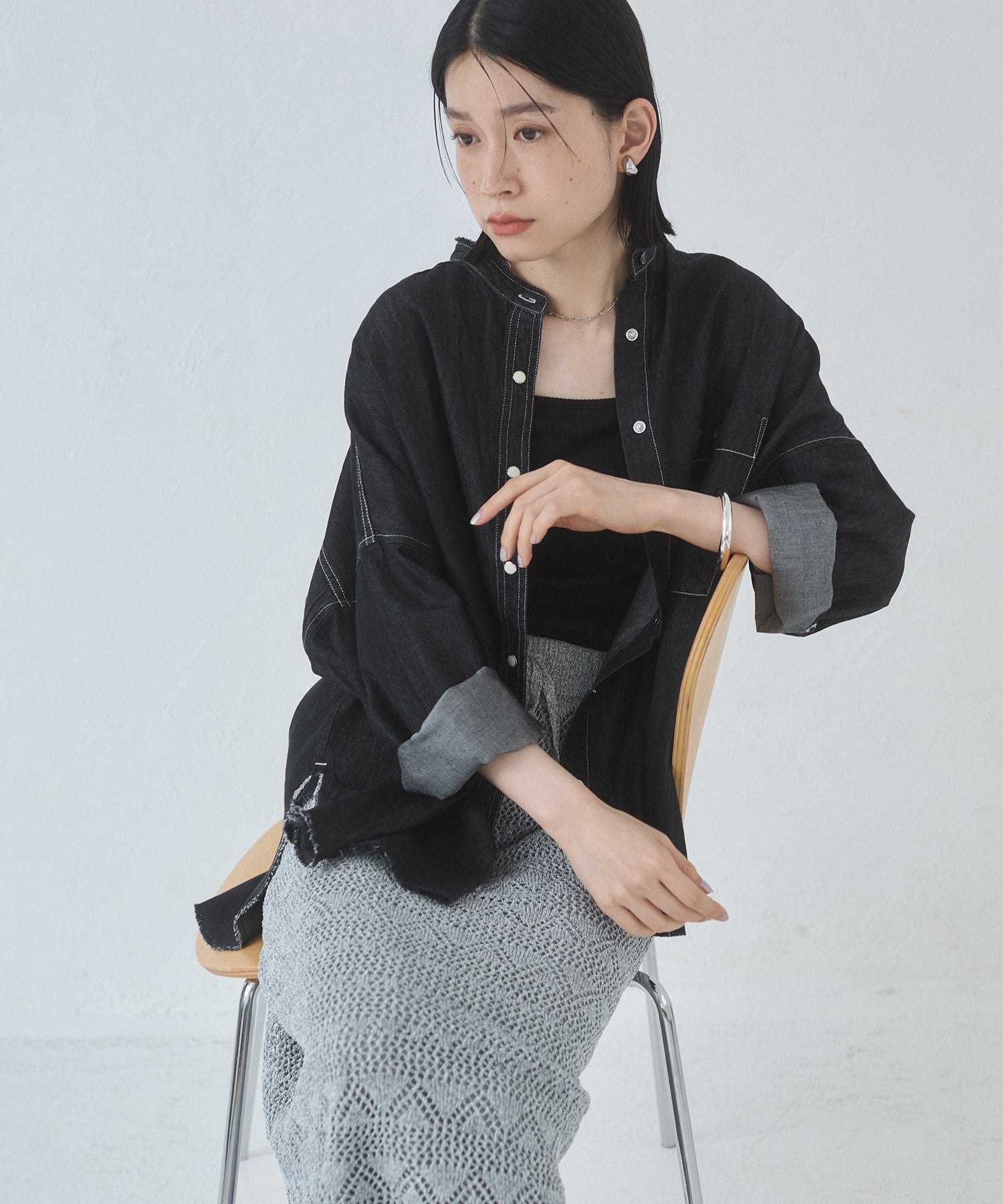 【WEB限定/別注】 バンドカラー オーバーサイズ デニムシャツ