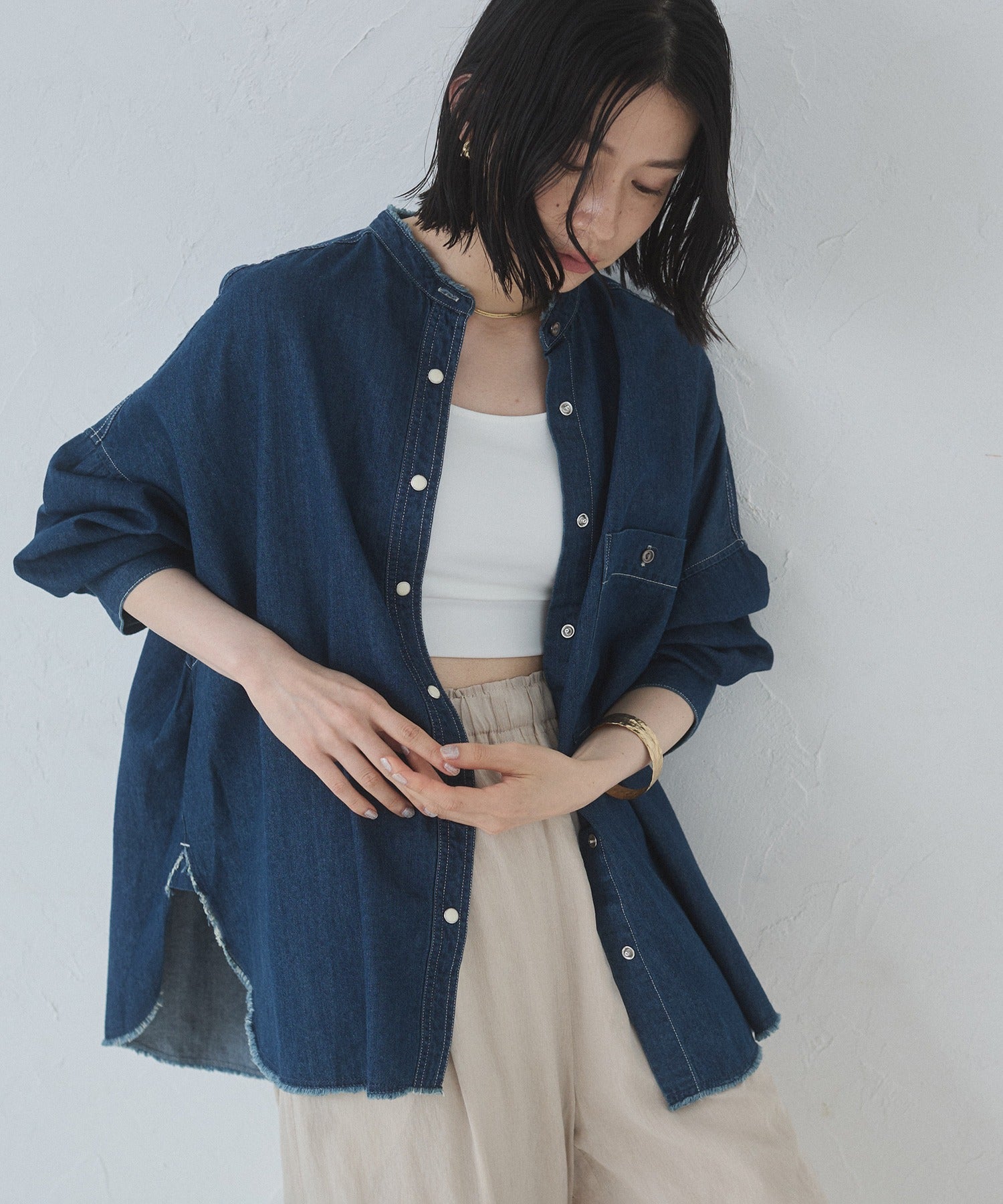 【WEB限定/別注】 バンドカラー オーバーサイズ デニムシャツ