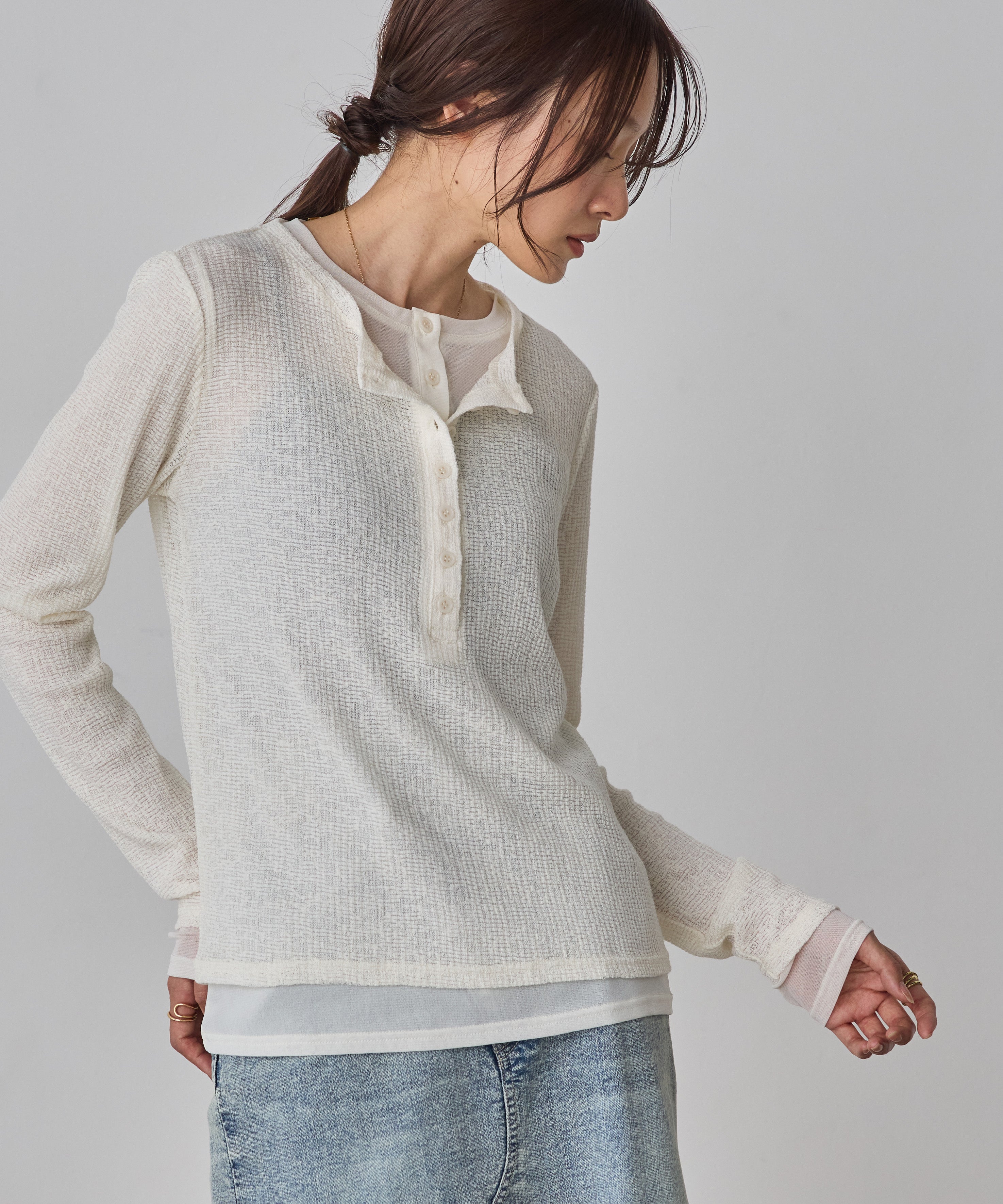 ヘンリーネック レイヤードシアートップス