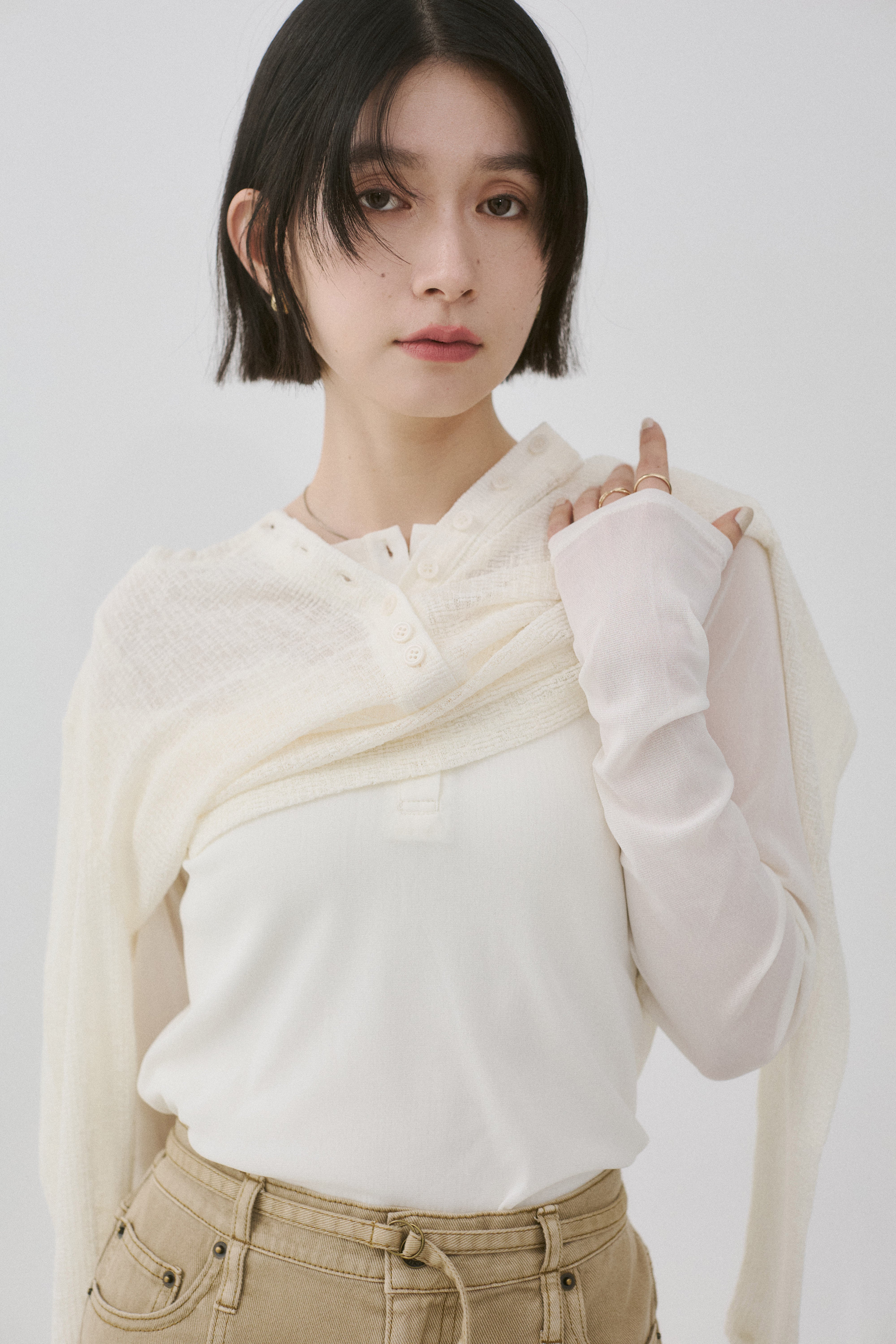 ヘンリーネック レイヤードシアートップス