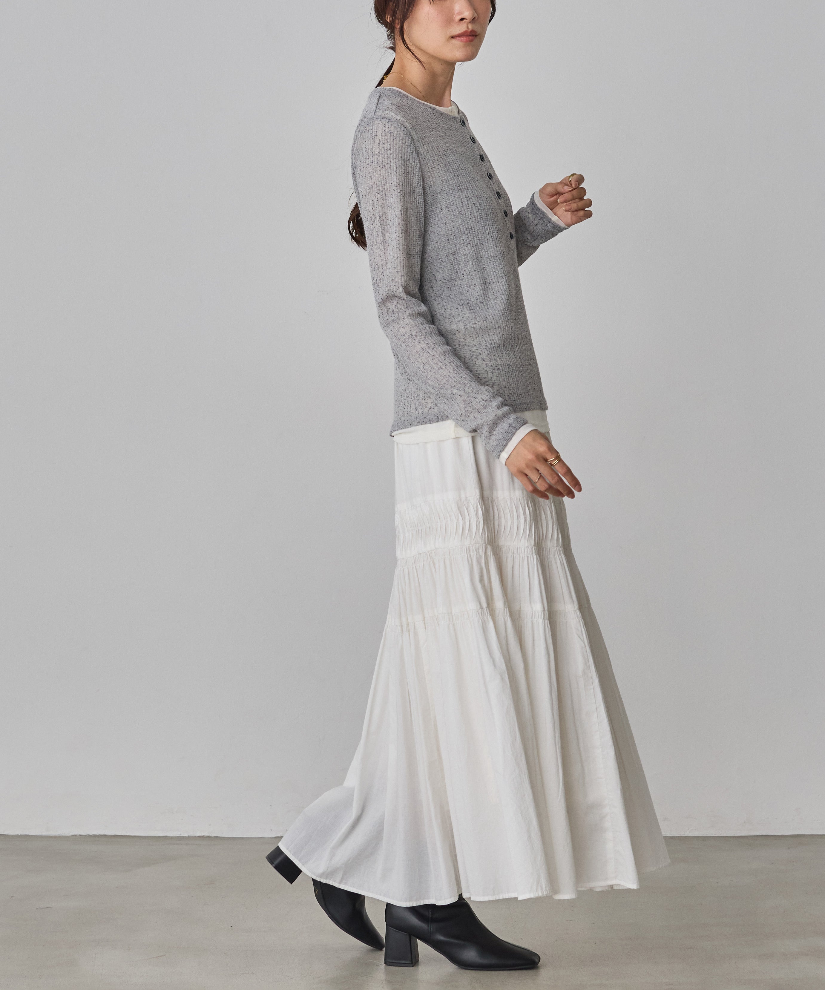 ヘンリーネック レイヤードシアートップス