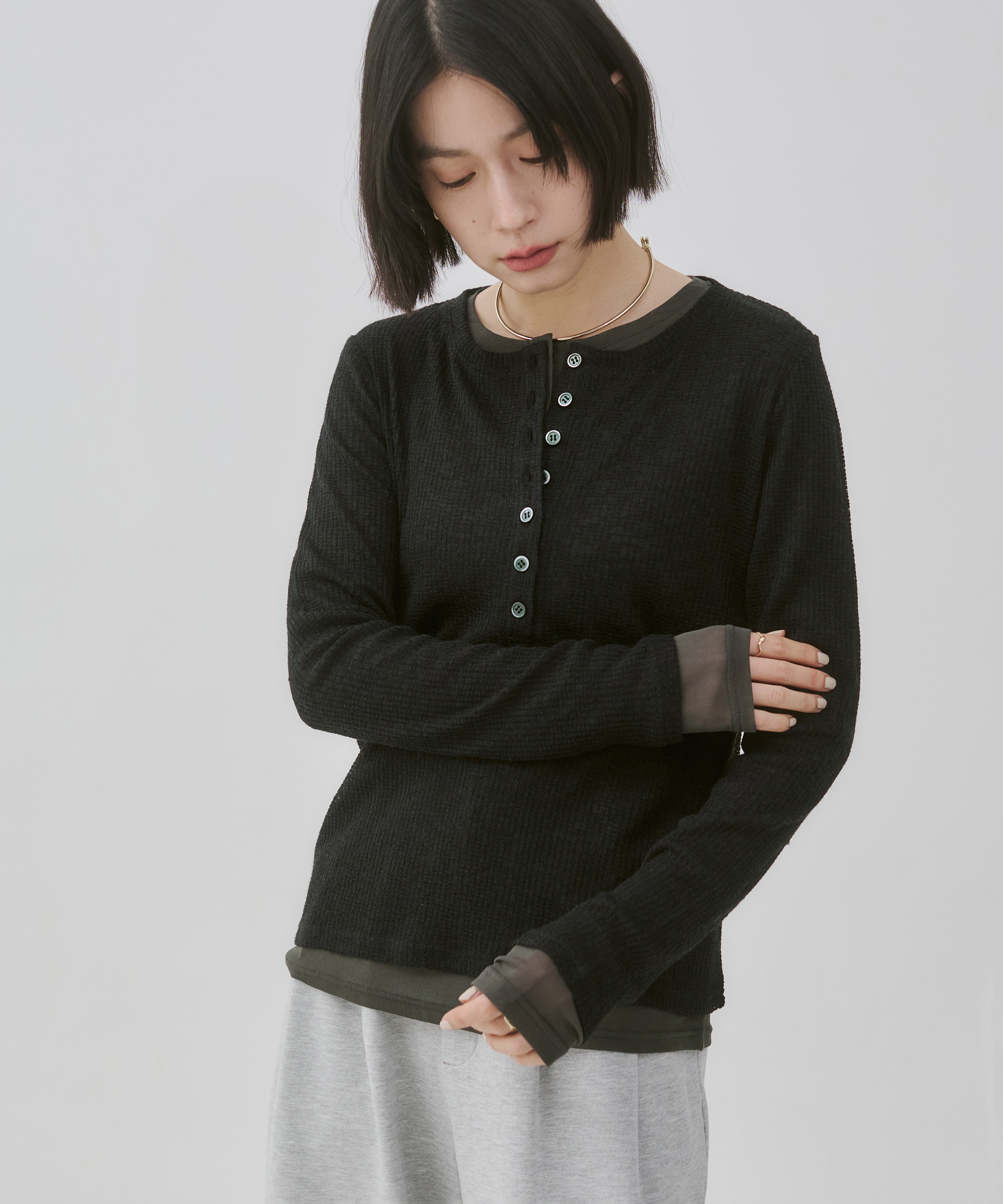 ヘンリーネック レイヤードシアートップス