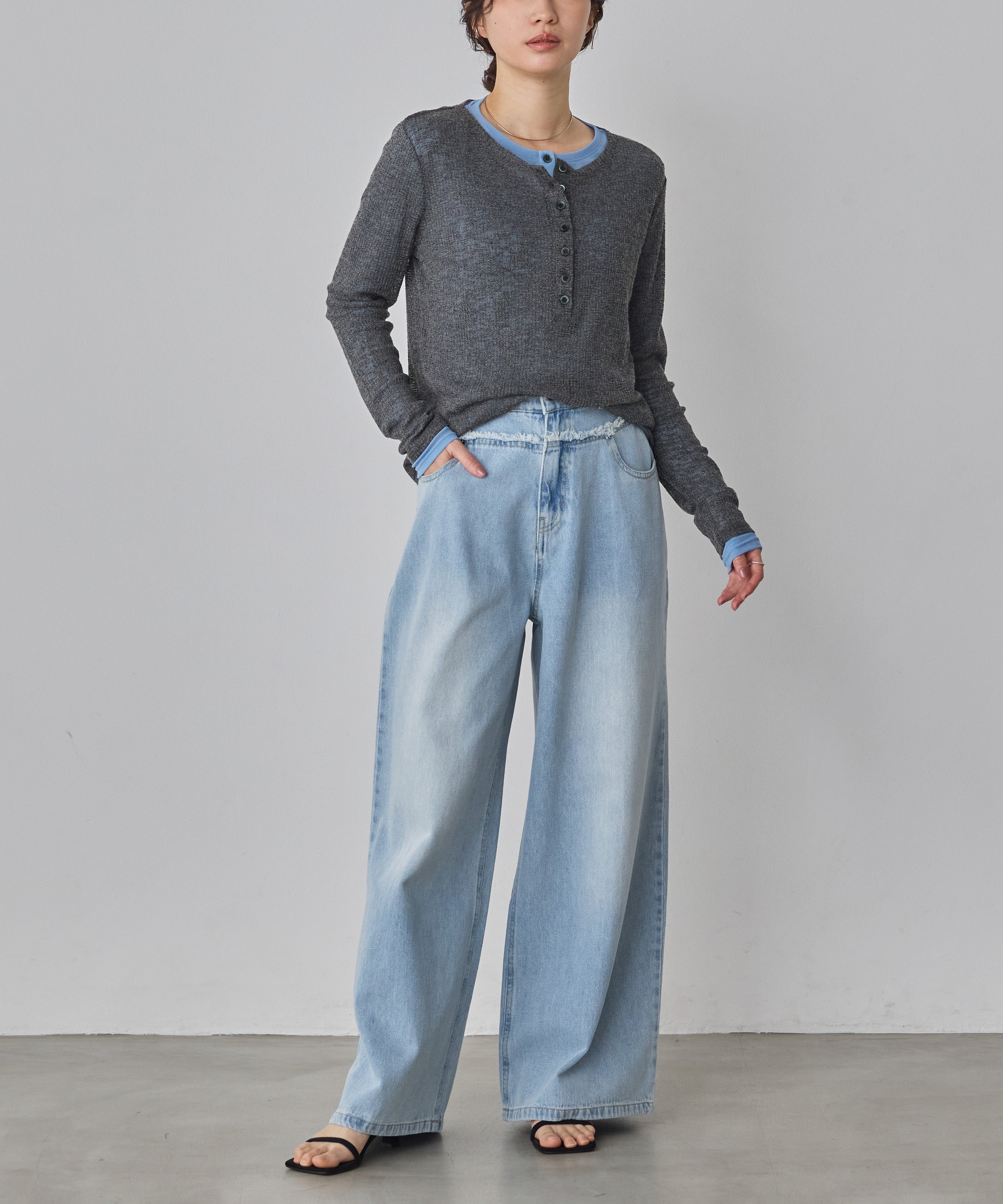 ヘンリーネック レイヤードシアートップス