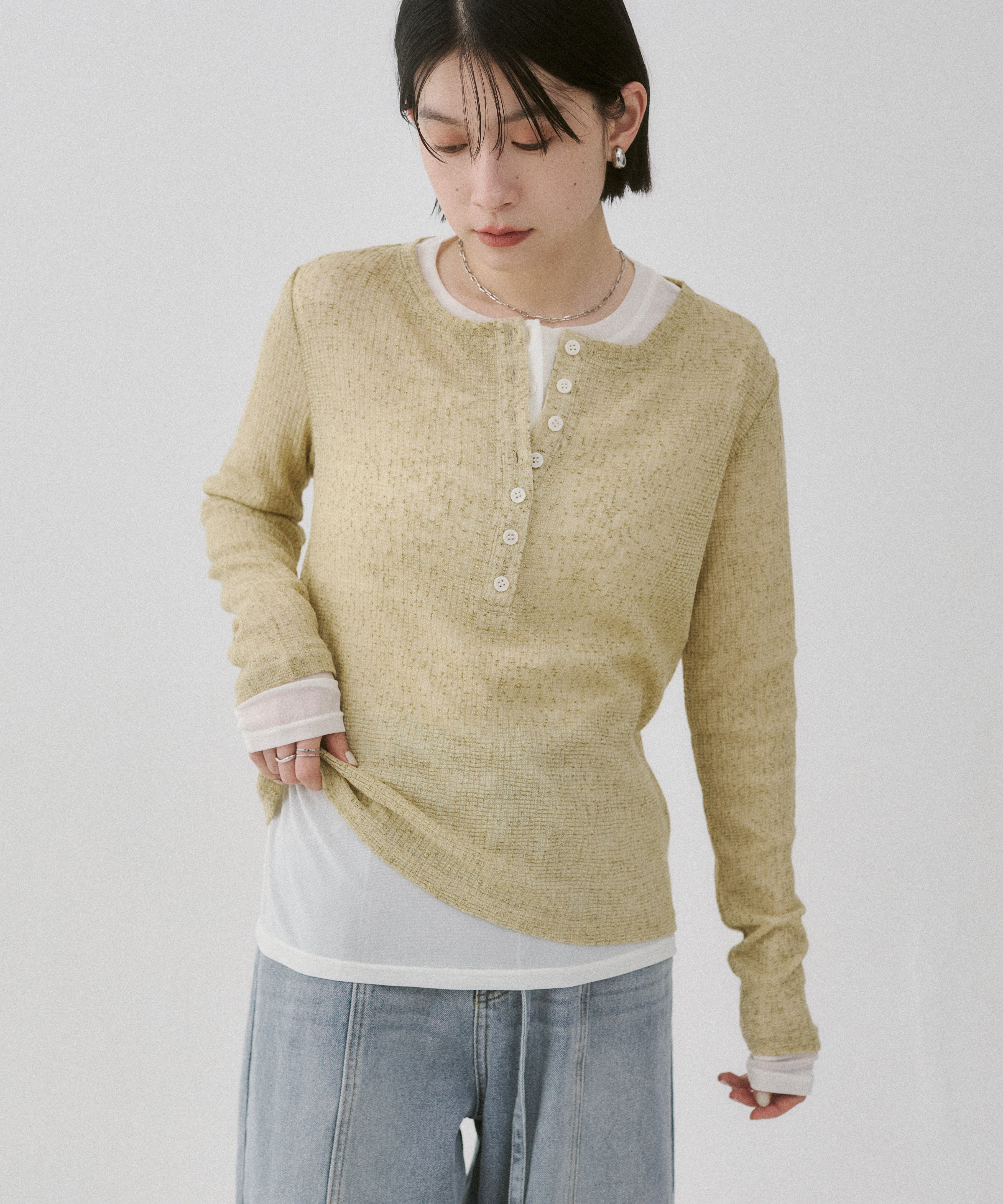 ヘンリーネック レイヤードシアートップス