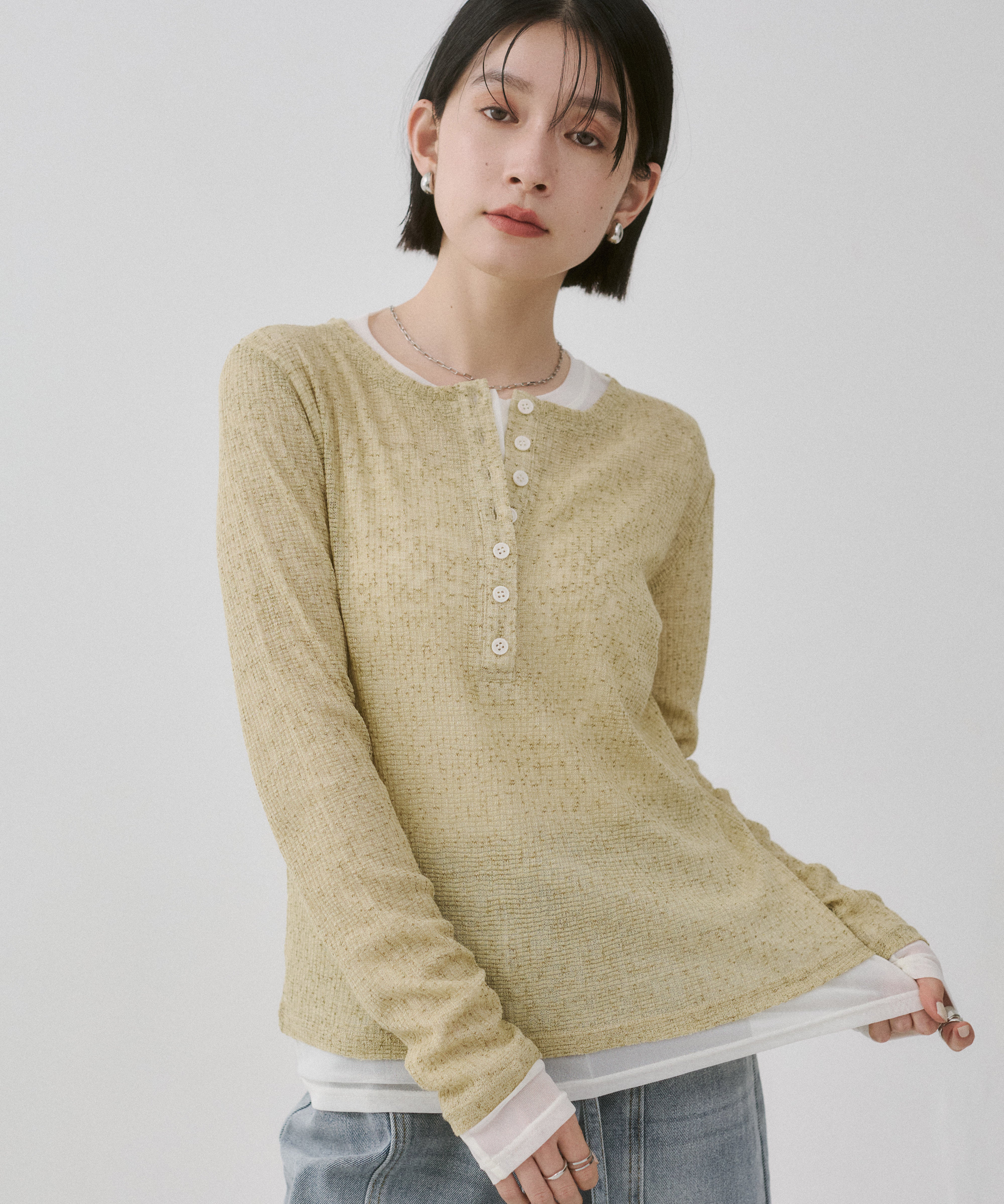 ヘンリーネック レイヤードシアートップス