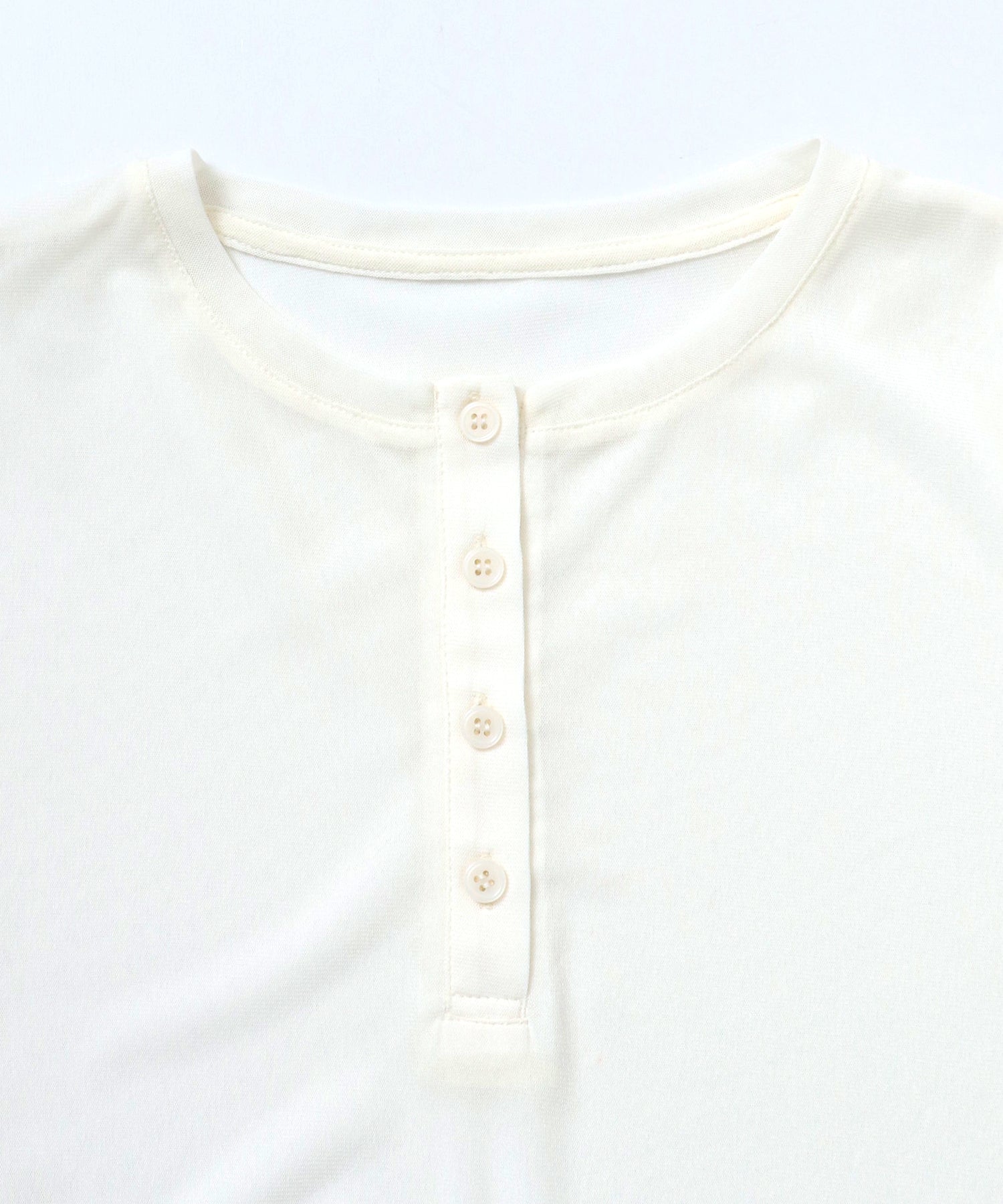 ヘンリーネック レイヤードシアートップス