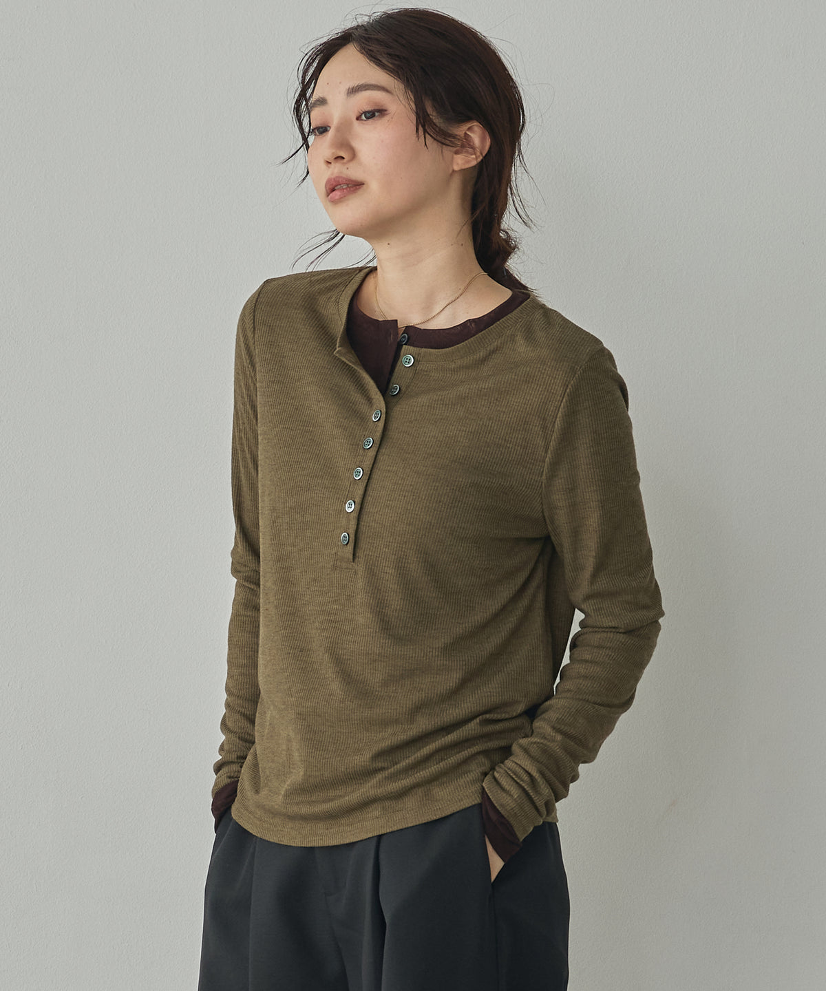 HENRY-NECK LAYERED TOPS