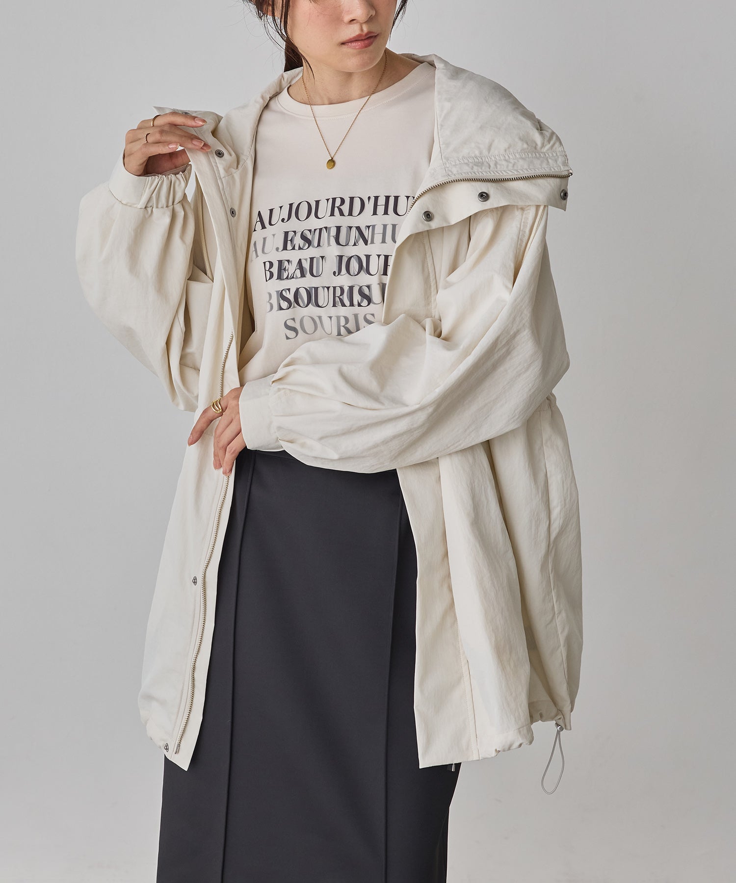 ナイロン マウンテンパーカー