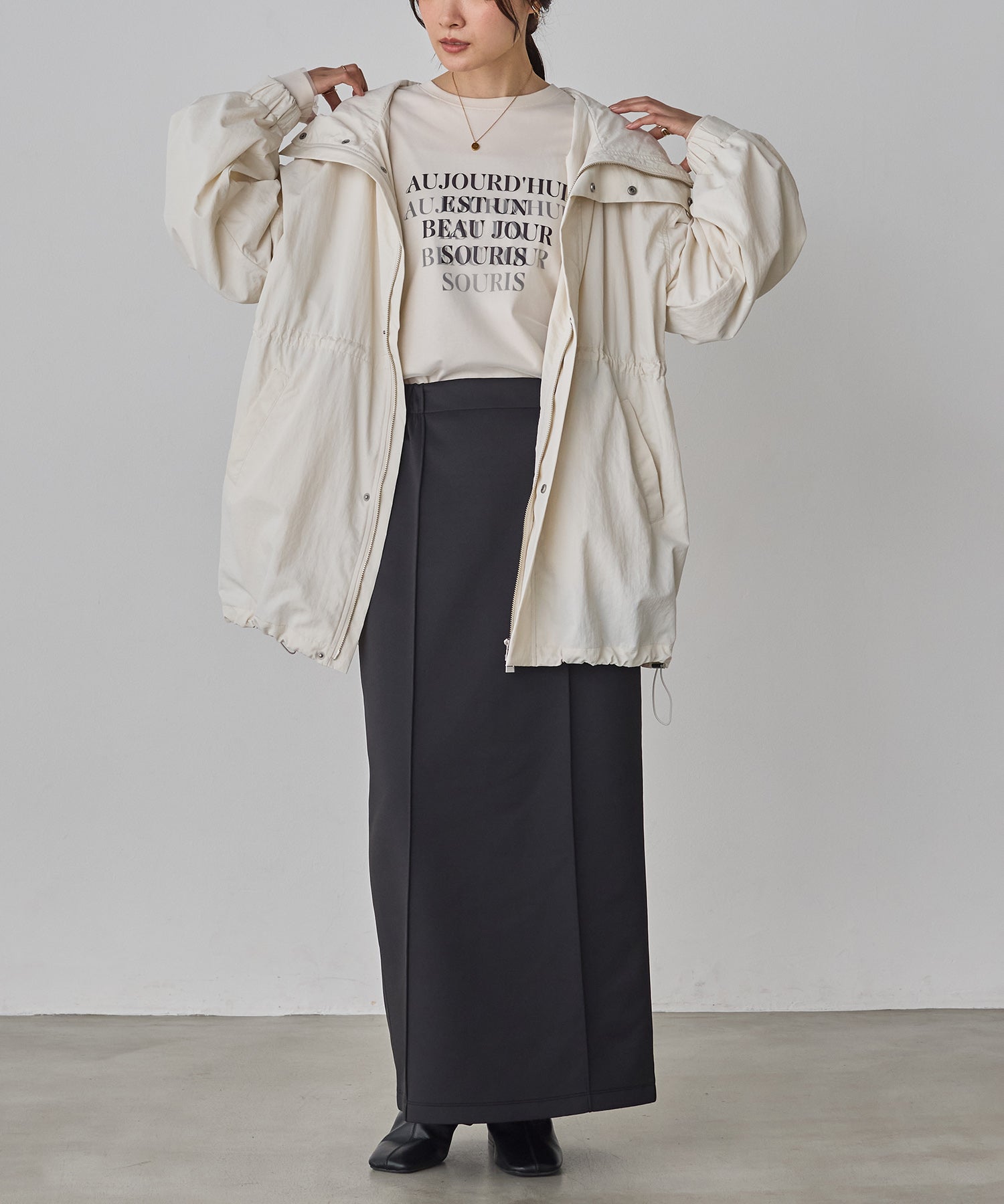 ナイロン マウンテンパーカー