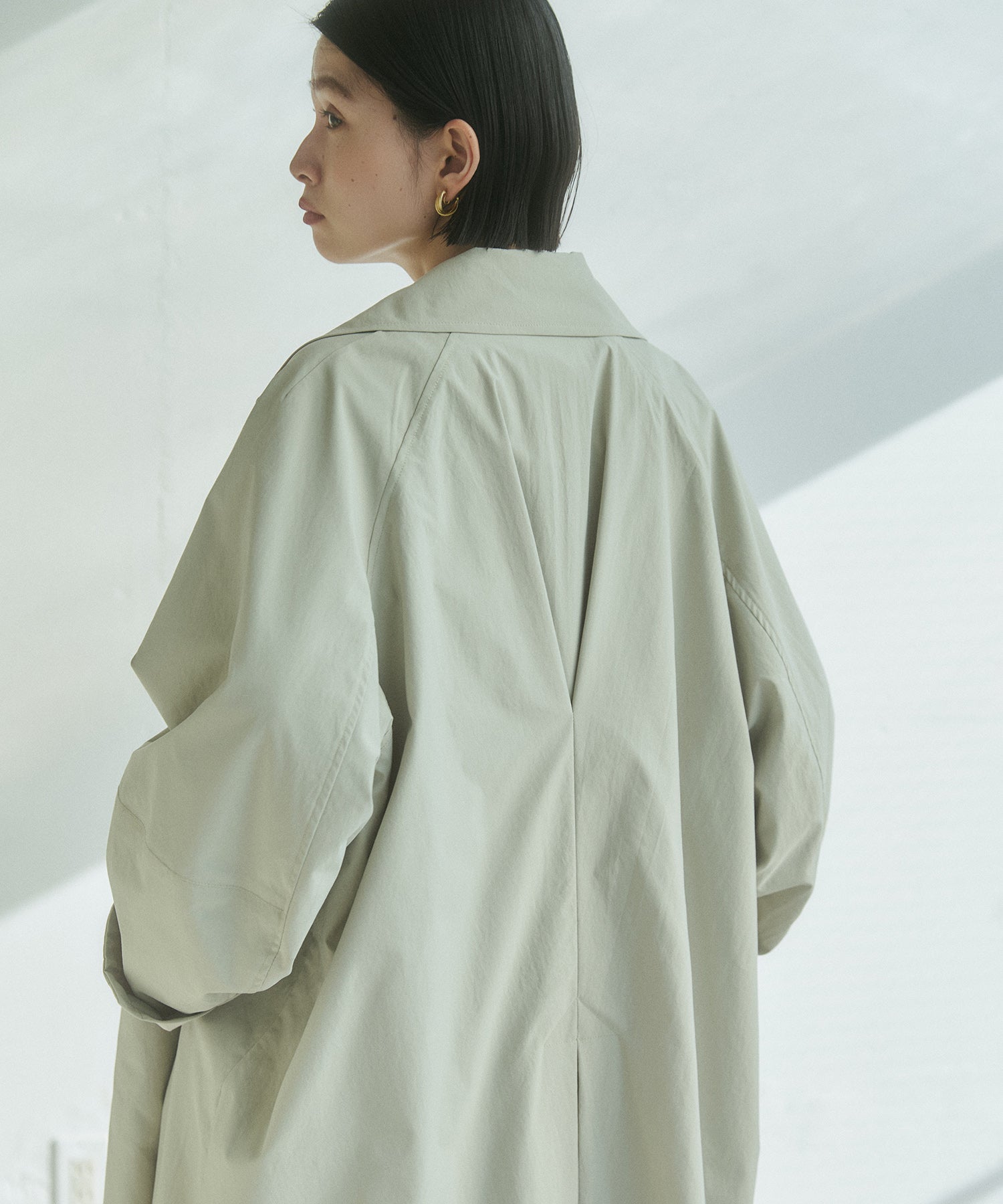 ストレッチポリエステル トレンチコート