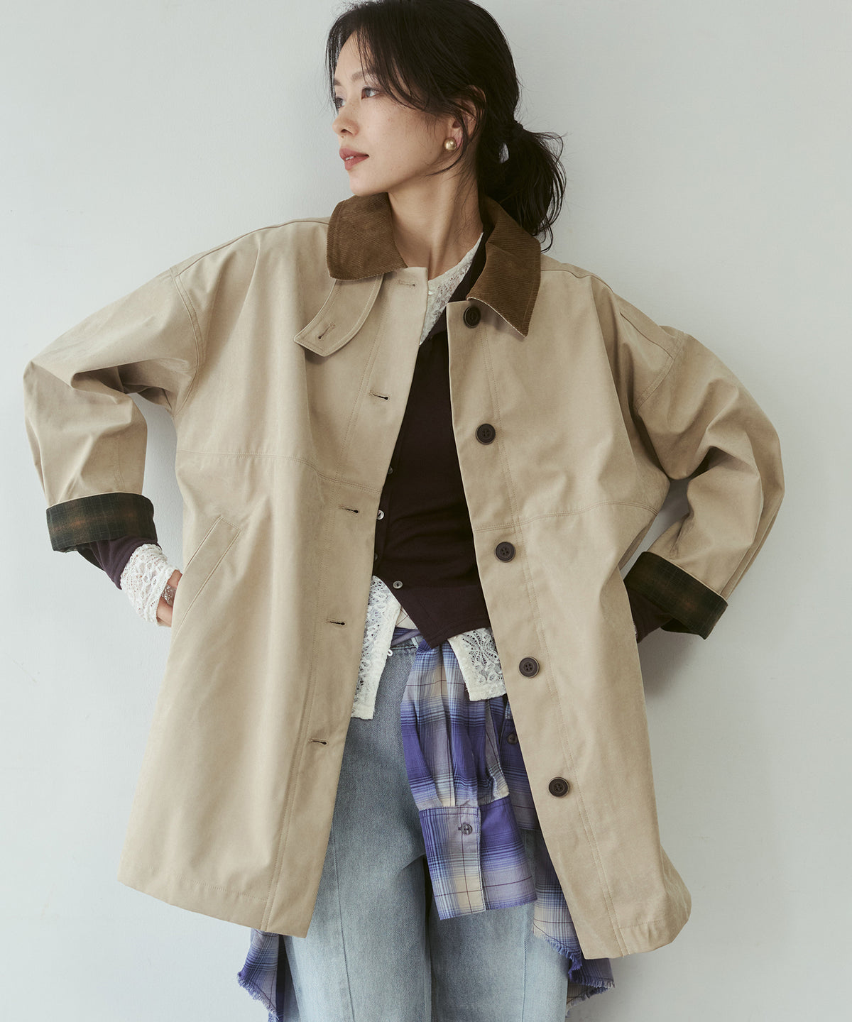 COLOUR-BLOCKED COLLAR BONDED STAND-UP COLLAR COAT