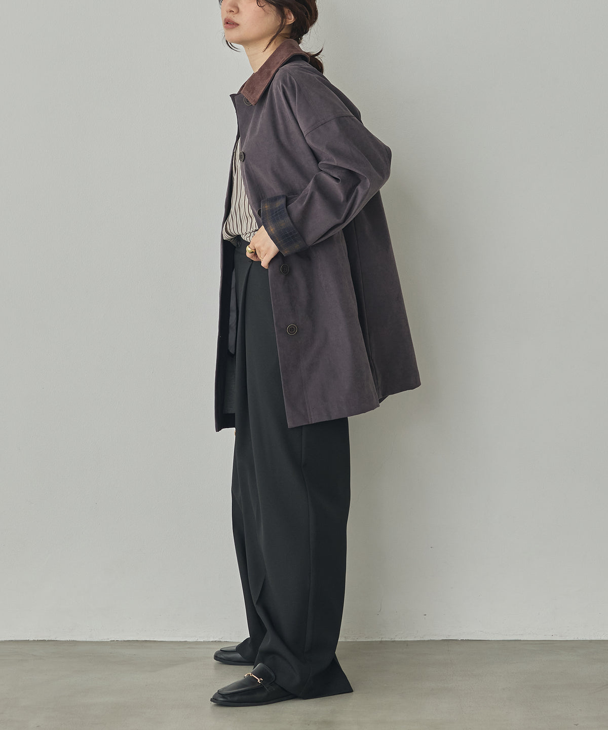 COLOUR-BLOCKED COLLAR BONDED STAND-UP COLLAR COAT