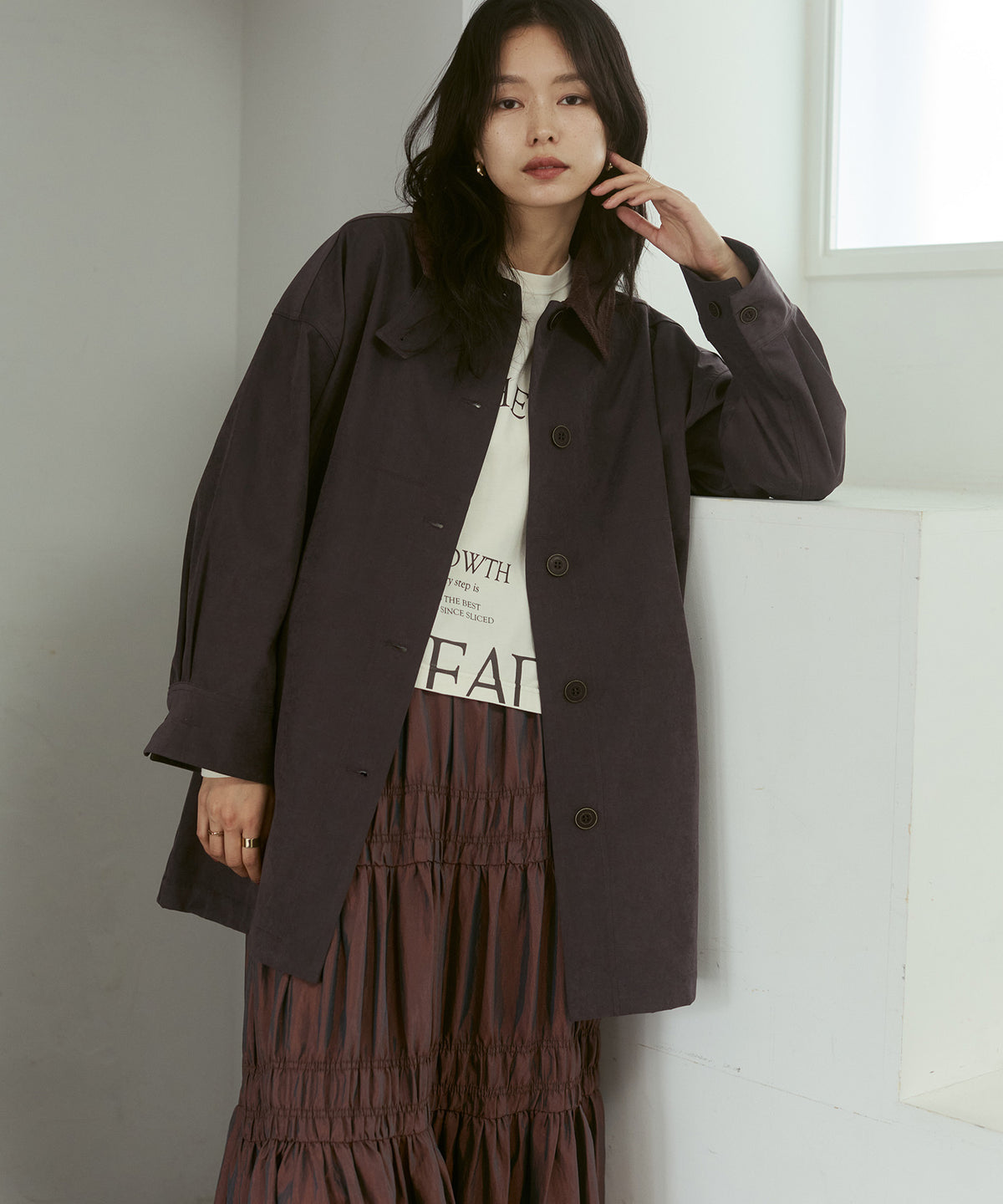 COLOUR-BLOCKED COLLAR BONDED STAND-UP COLLAR COAT