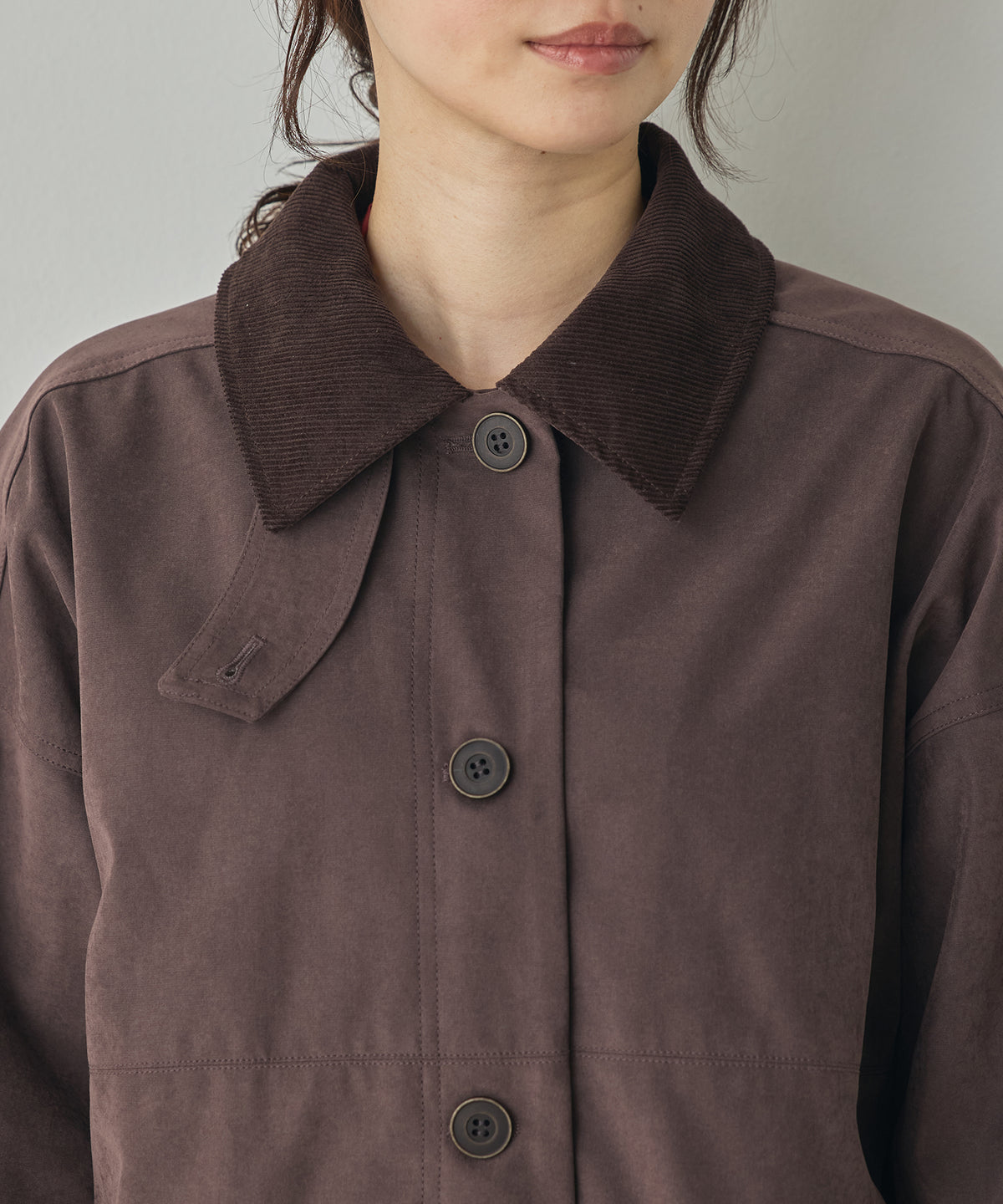 COLOUR-BLOCKED COLLAR BONDED STAND-UP COLLAR COAT