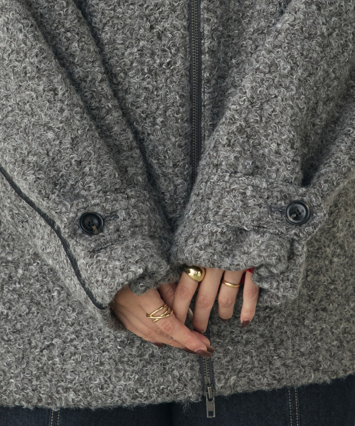 CURLY BOUCLÉ STAND-UP COLLAR MEDIUM COAT