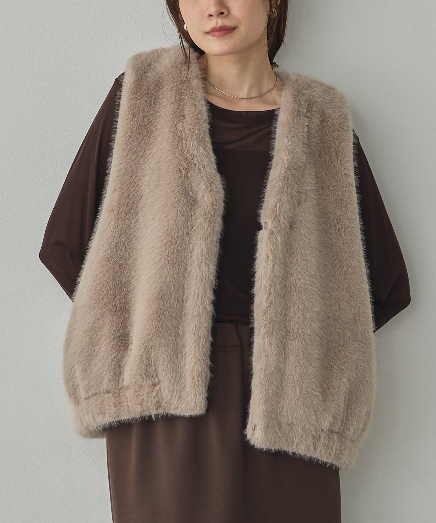 MIDI-LENGTH V-NECK FAUX FUR VEST