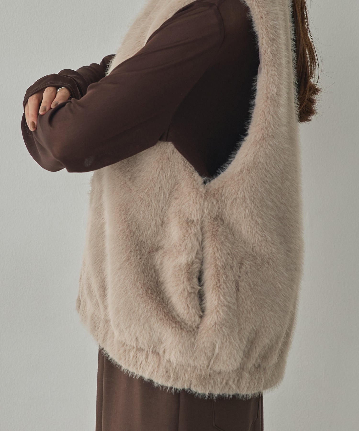 MIDI-LENGTH V-NECK FAUX FUR VEST