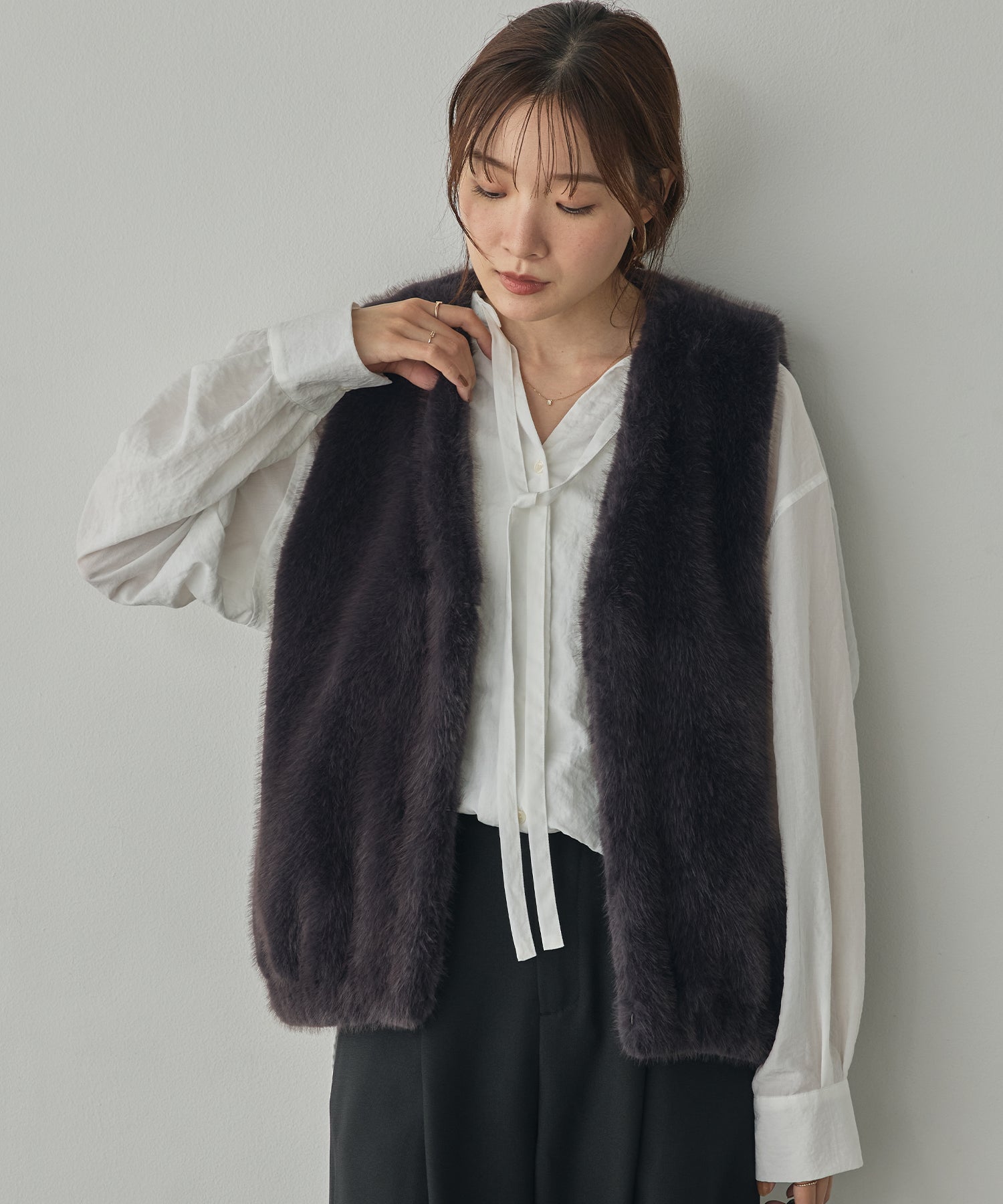 MIDI-LENGTH V-NECK FAUX FUR VEST