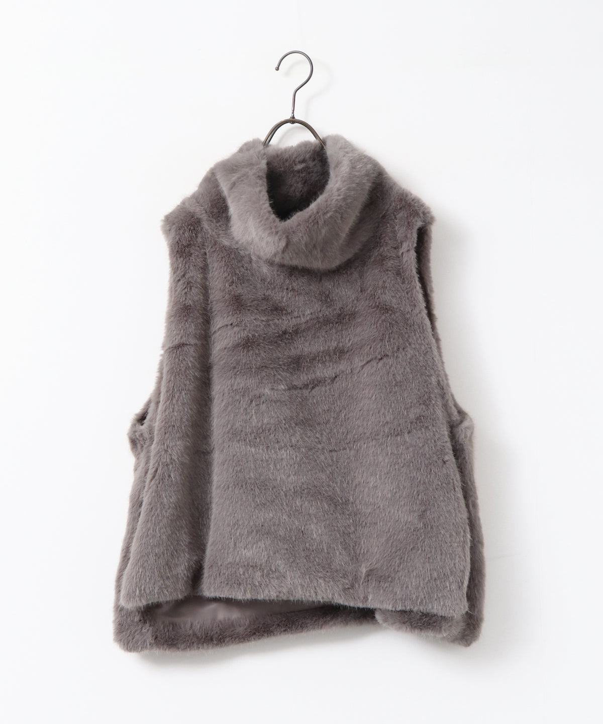 FUR HIGH-NECK VEST