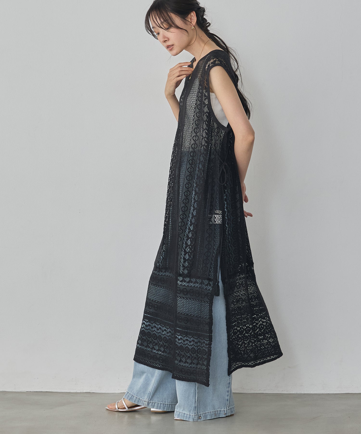 LACE LONG GILET