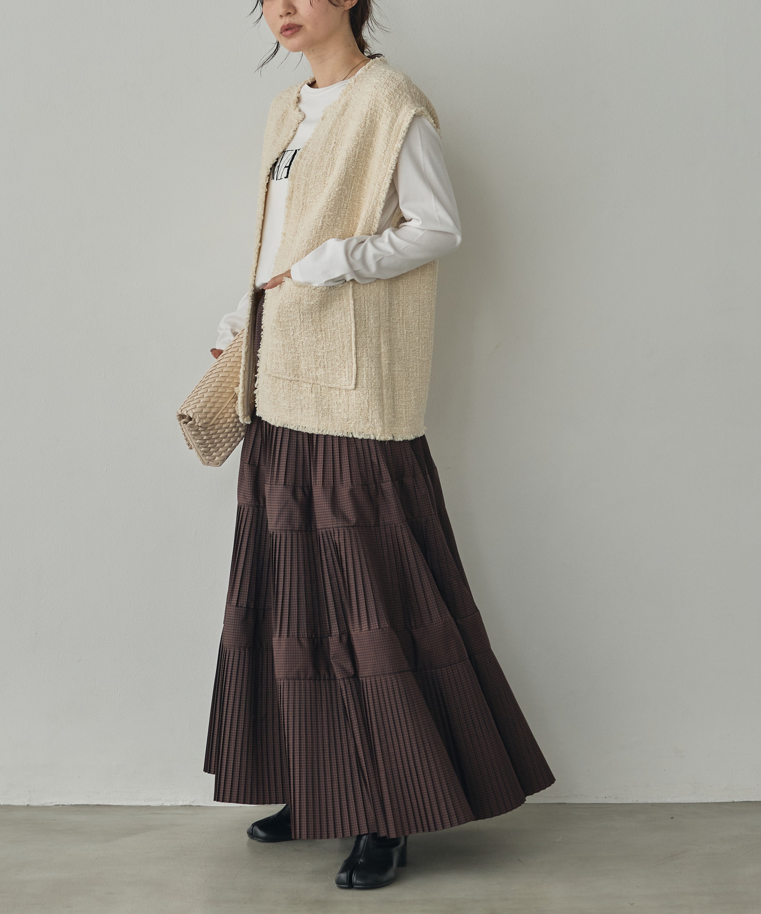 HEAVY SLUB TWEED VEST