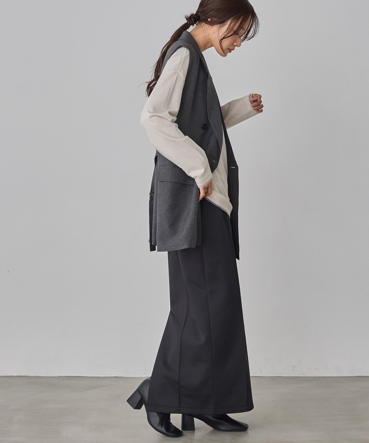 model : H162 着用サイズ : FREE