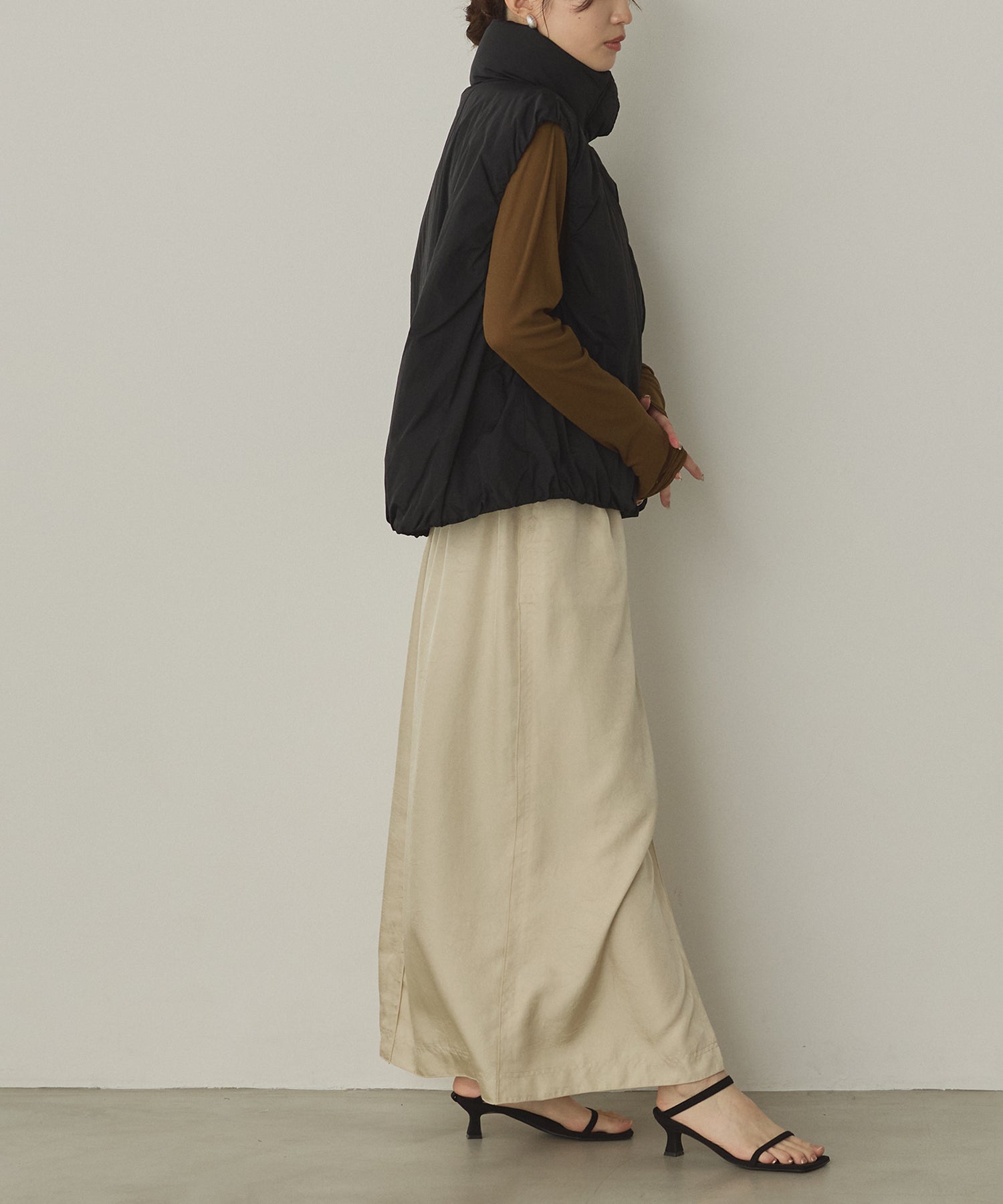 薄中綿 バルーンベスト