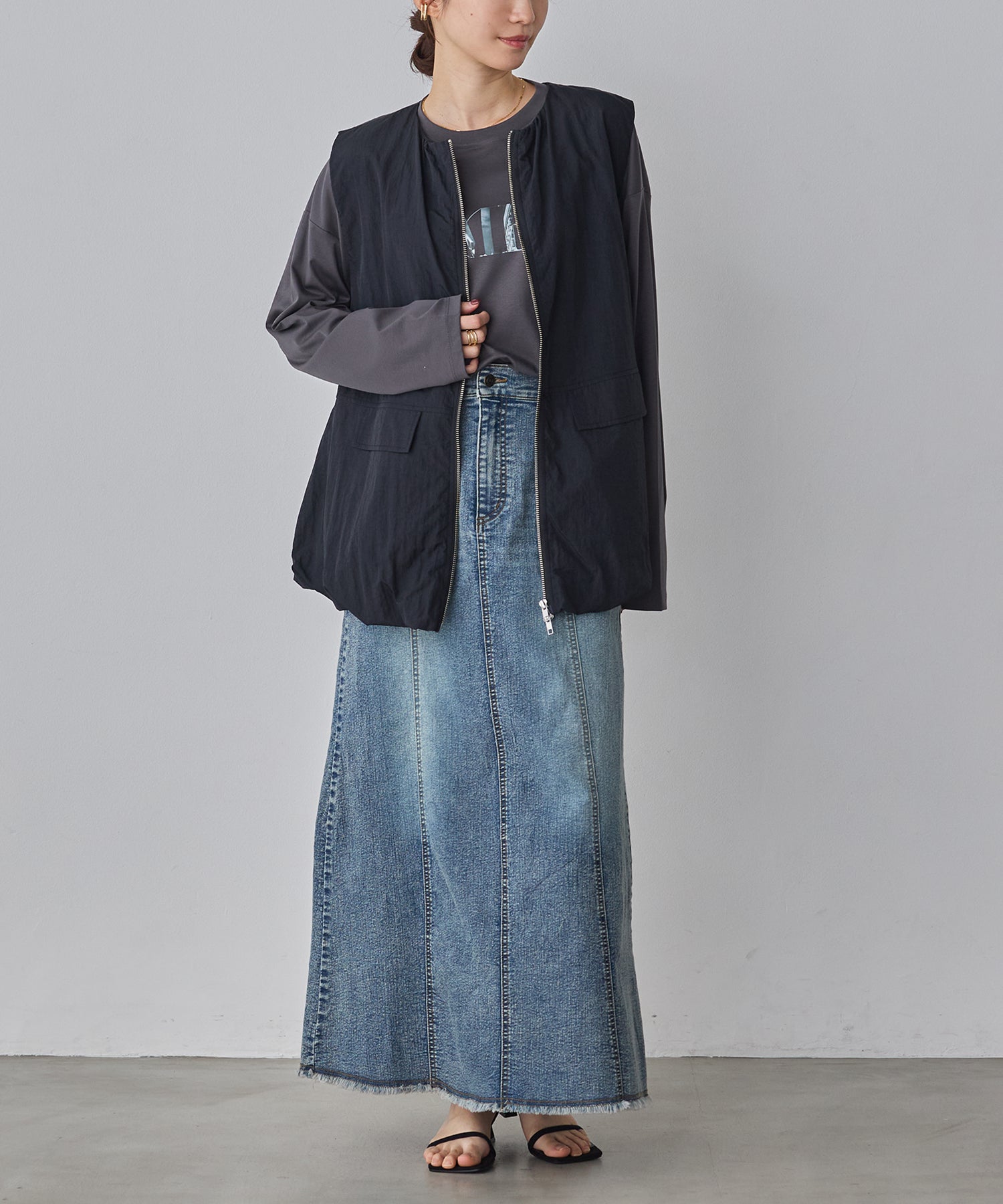 NYLON VEST