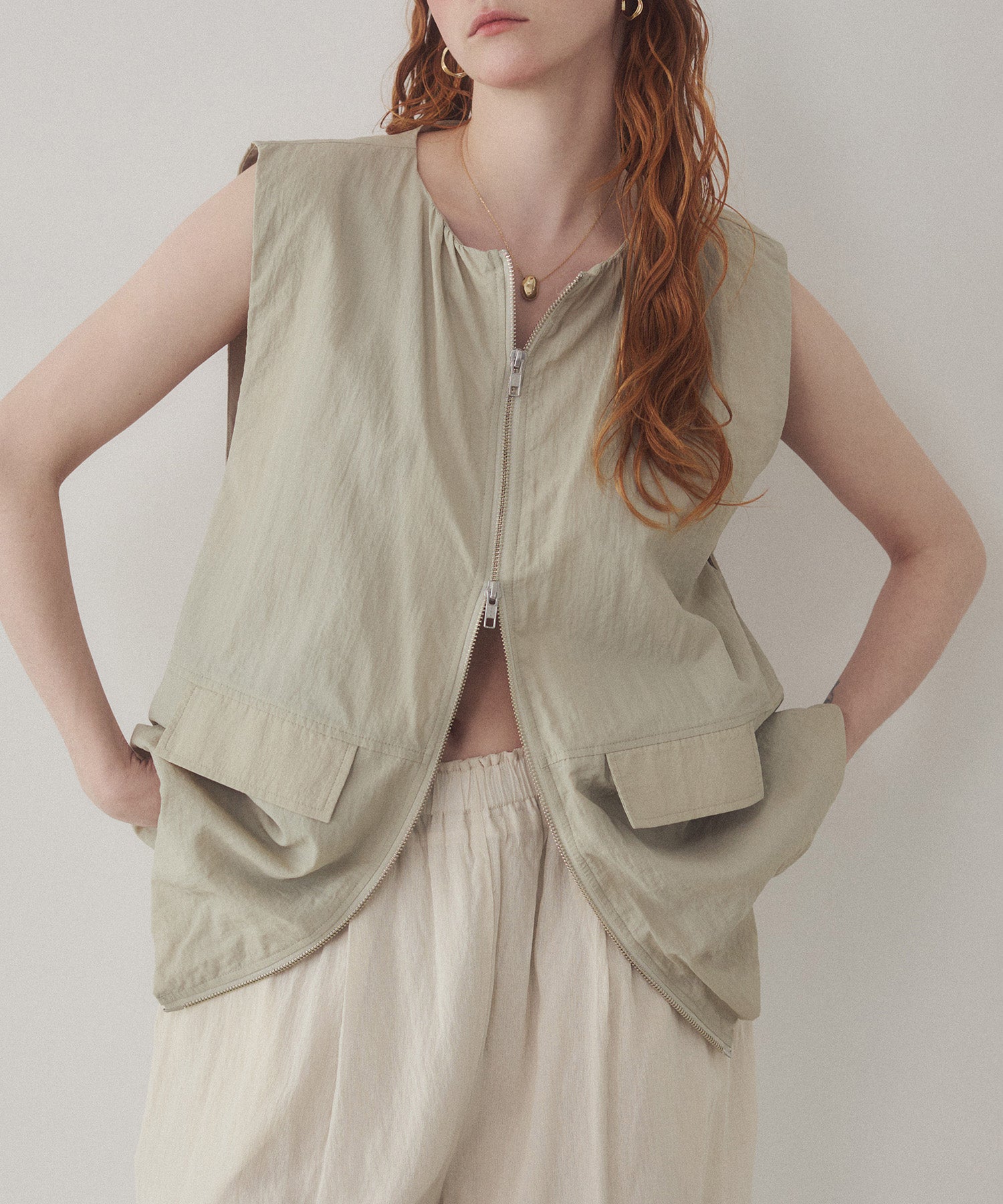 NYLON VEST