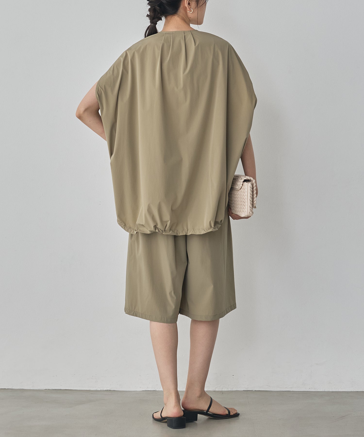 [ICE TOUCH] DOUBLE-ZIP SLEEVELESS BLOUSON