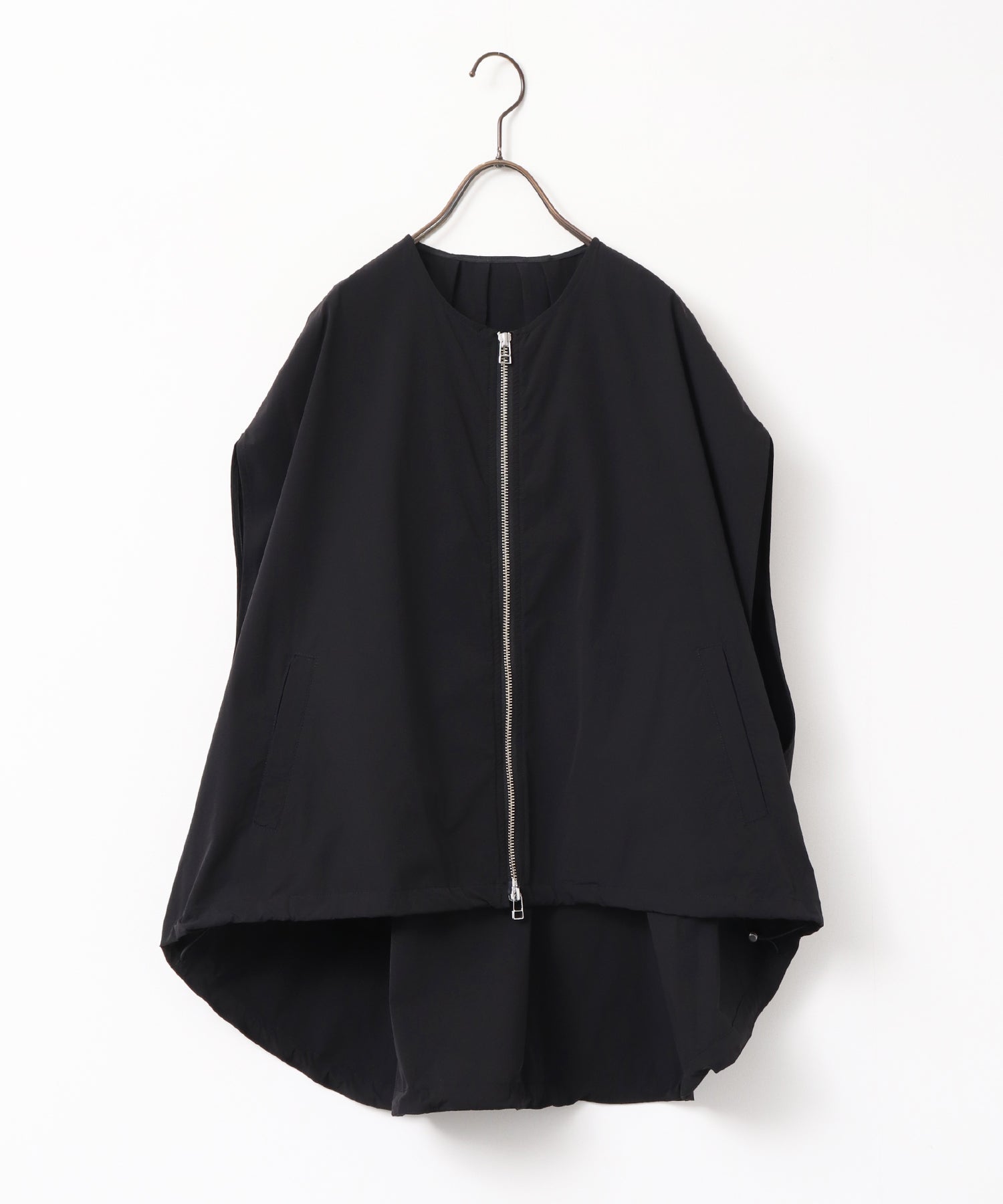 [ICE TOUCH] DOUBLE-ZIP SLEEVELESS BLOUSON