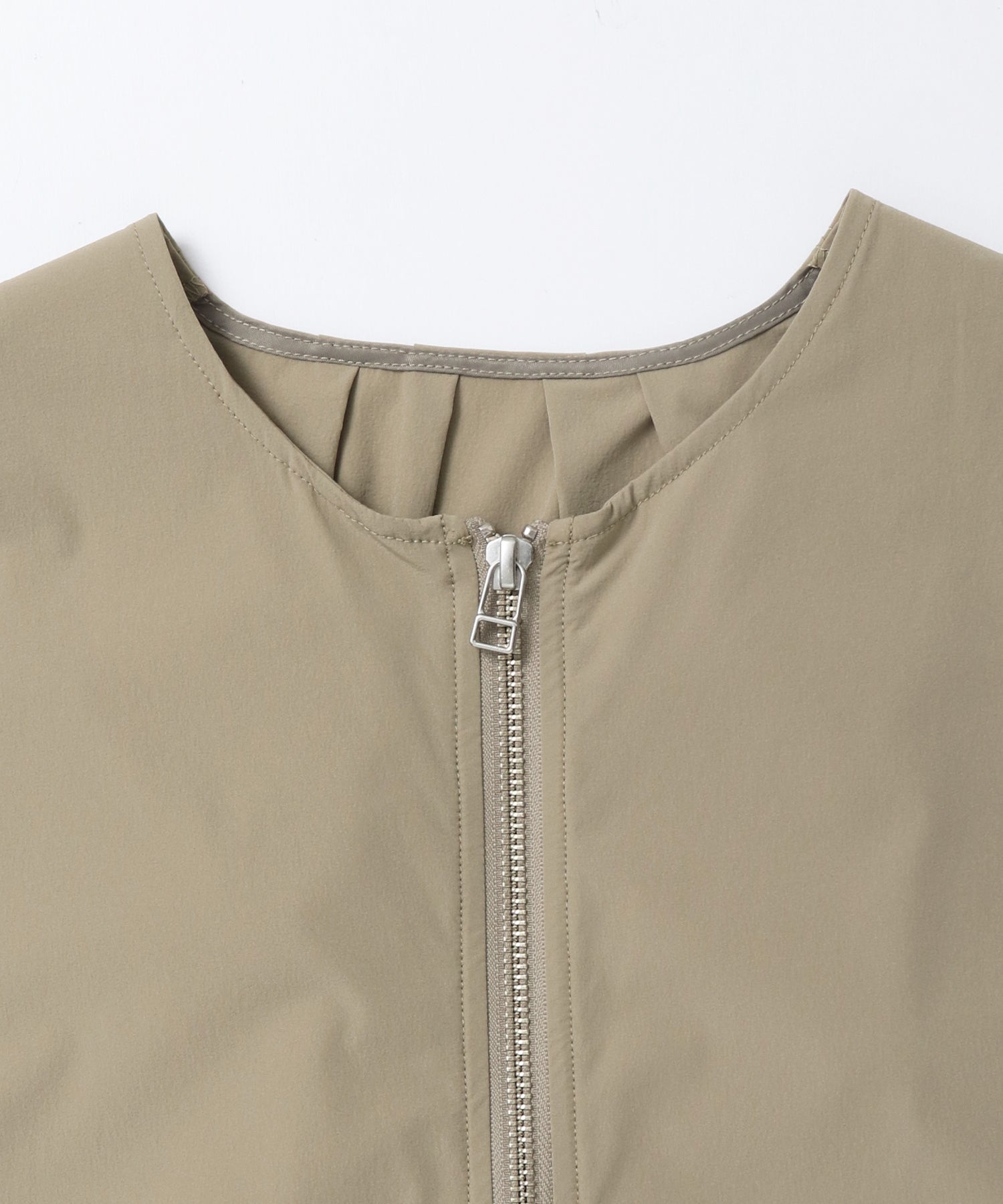 [ICE TOUCH] DOUBLE-ZIP SLEEVELESS BLOUSON