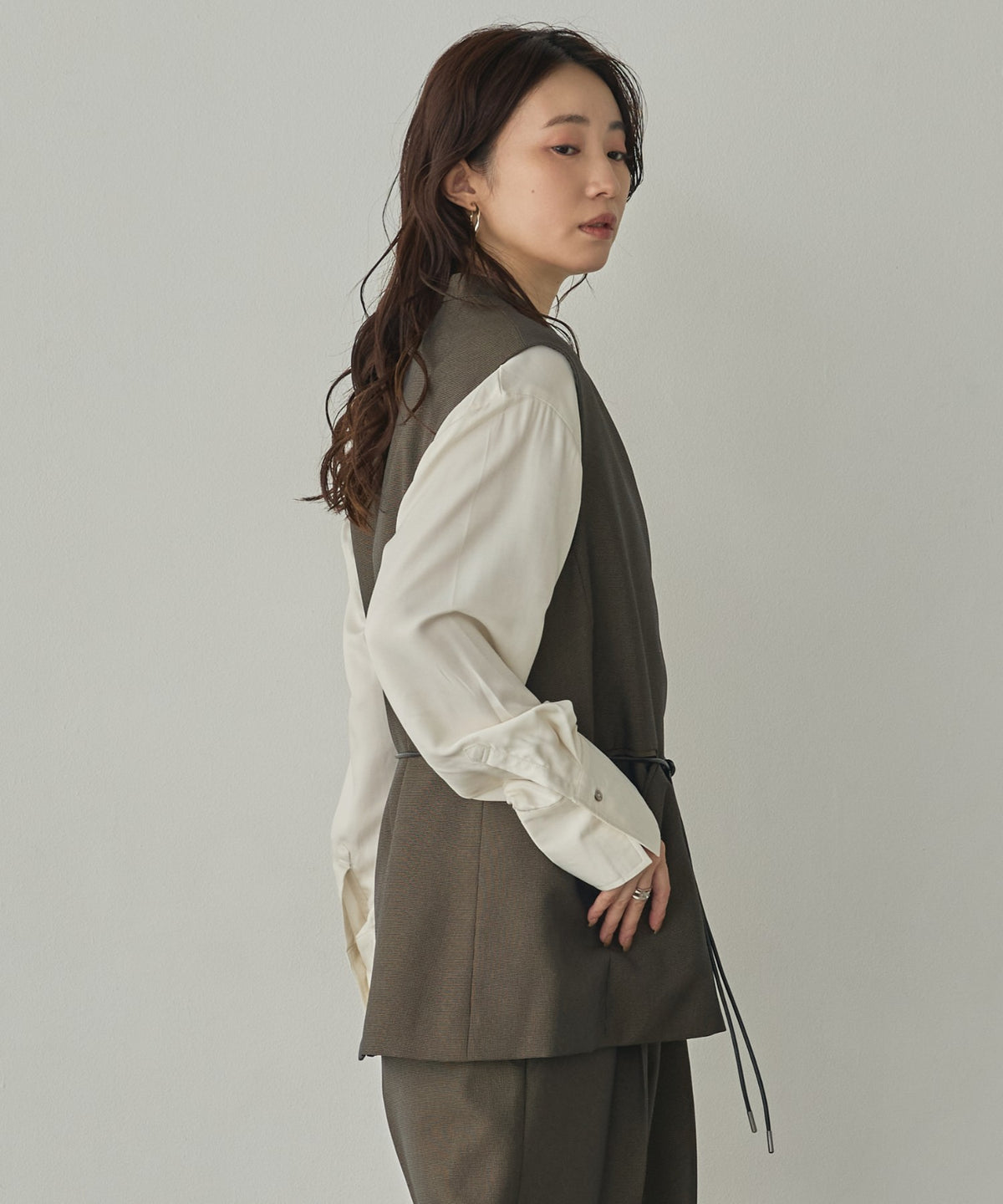DESIGNS VEST