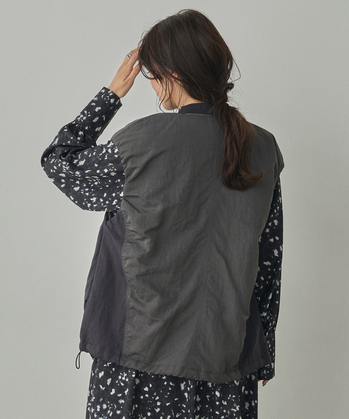 SUBTLE COLOURWAY NYLON MA-1 WAISTCOAT