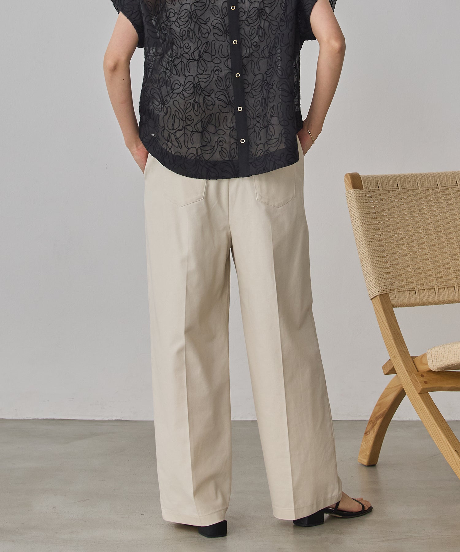 FRENCH LINEN STRAIGHT-LEG PANTS