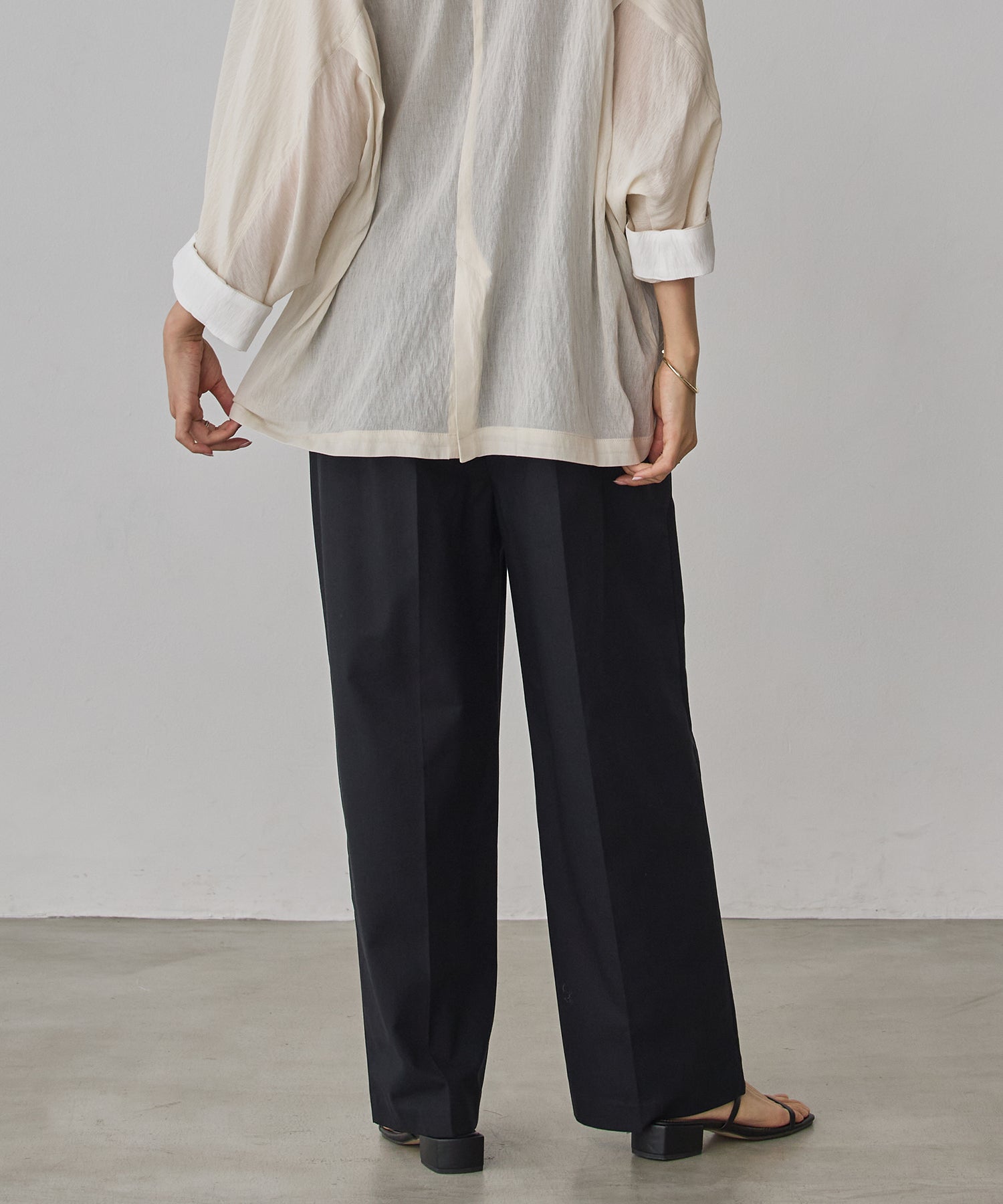 FRENCH LINEN STRAIGHT-LEG PANTS
