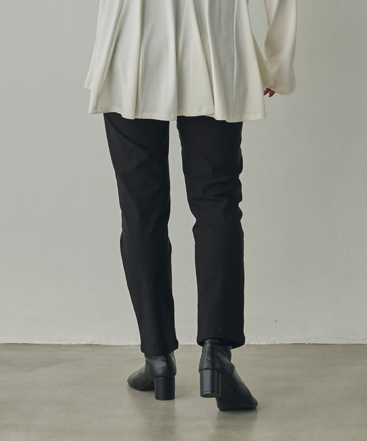 [STRETCH] FLEECE-LINED BARIRAKU TAPERED PANTS
