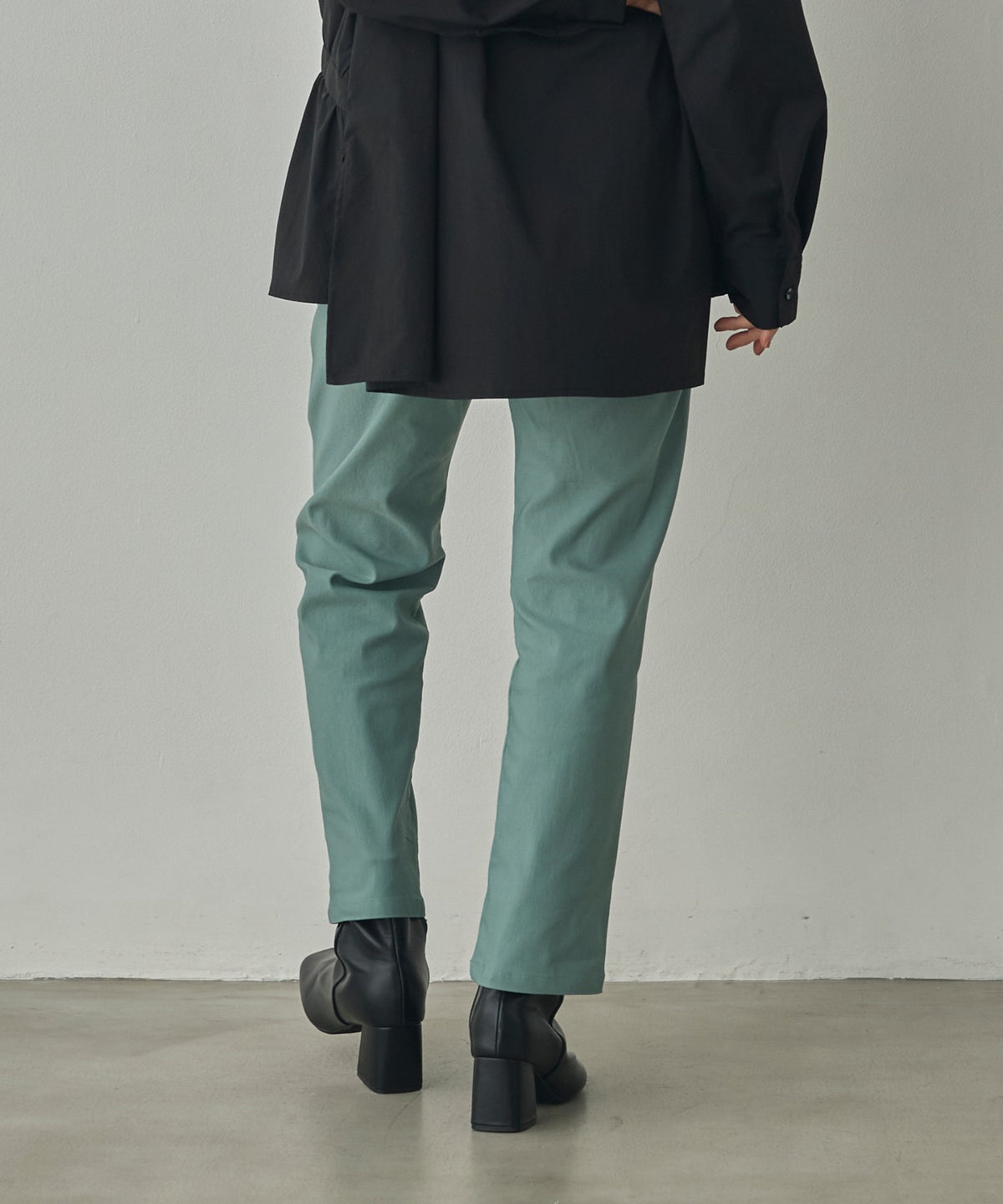 [STRETCH] FLEECE-LINED BARIRAKU TAPERED PANTS