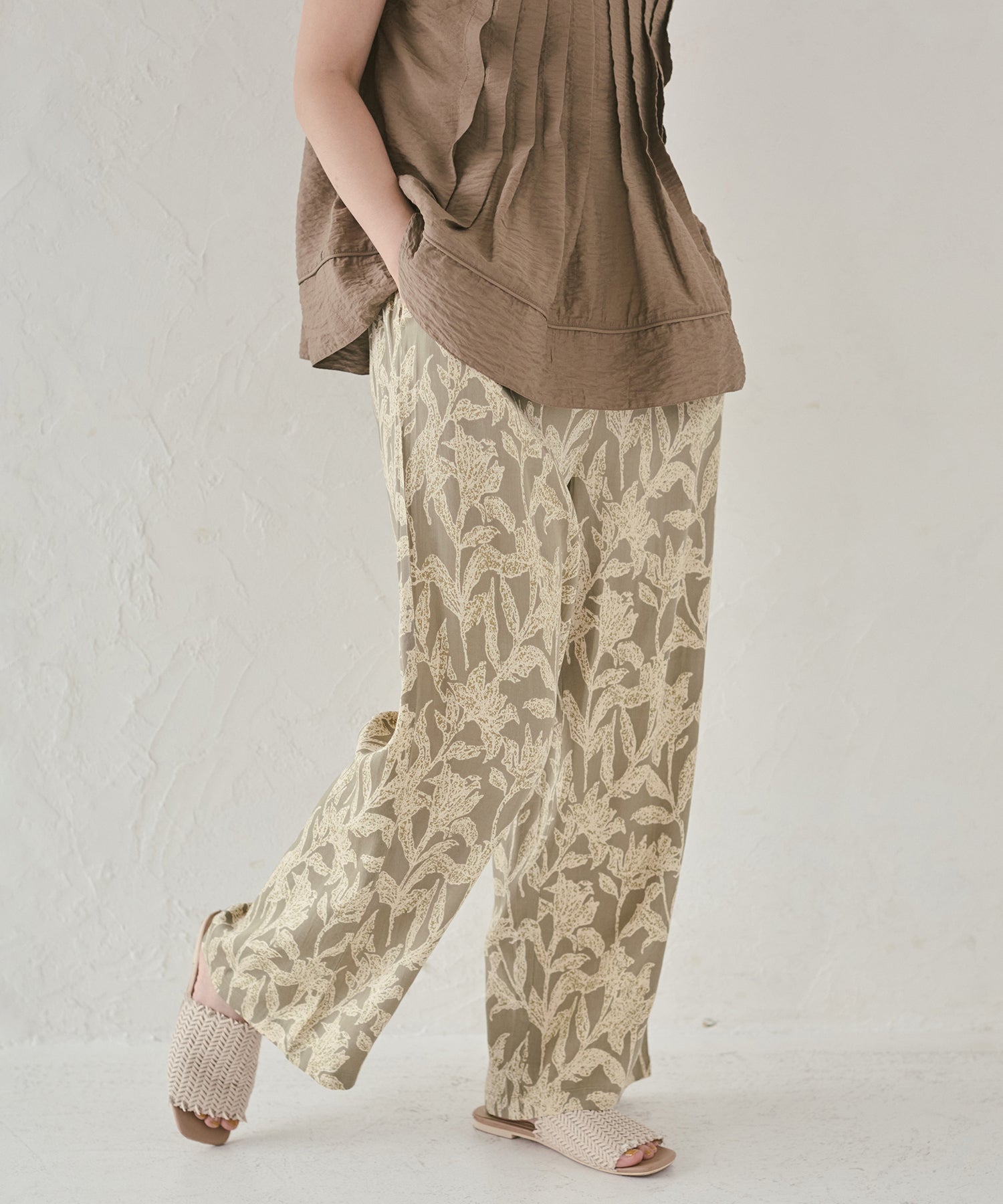 VISCOSE SATIN PRINTED EASY PANTS