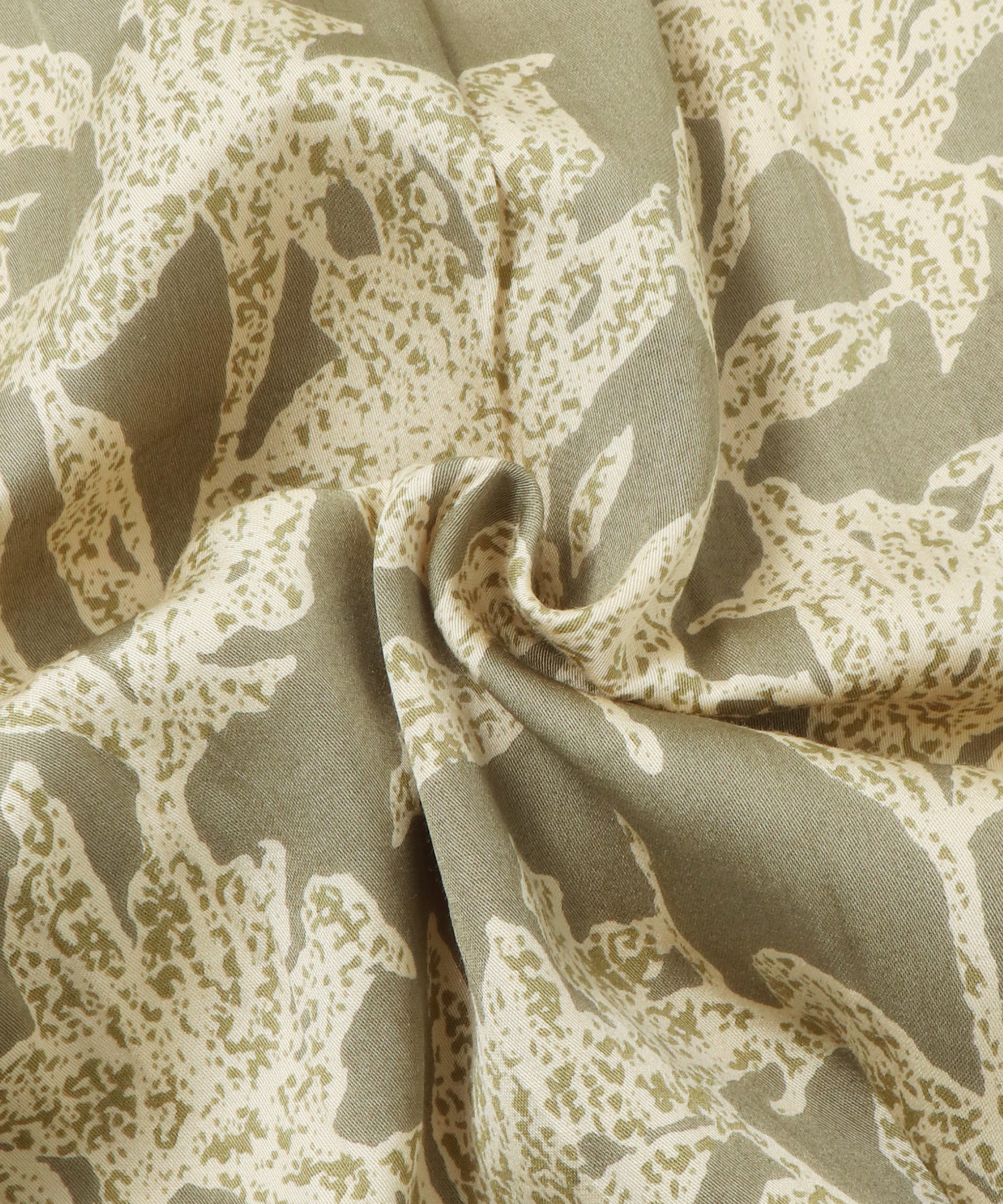 VISCOSE SATIN PRINTED EASY PANTS